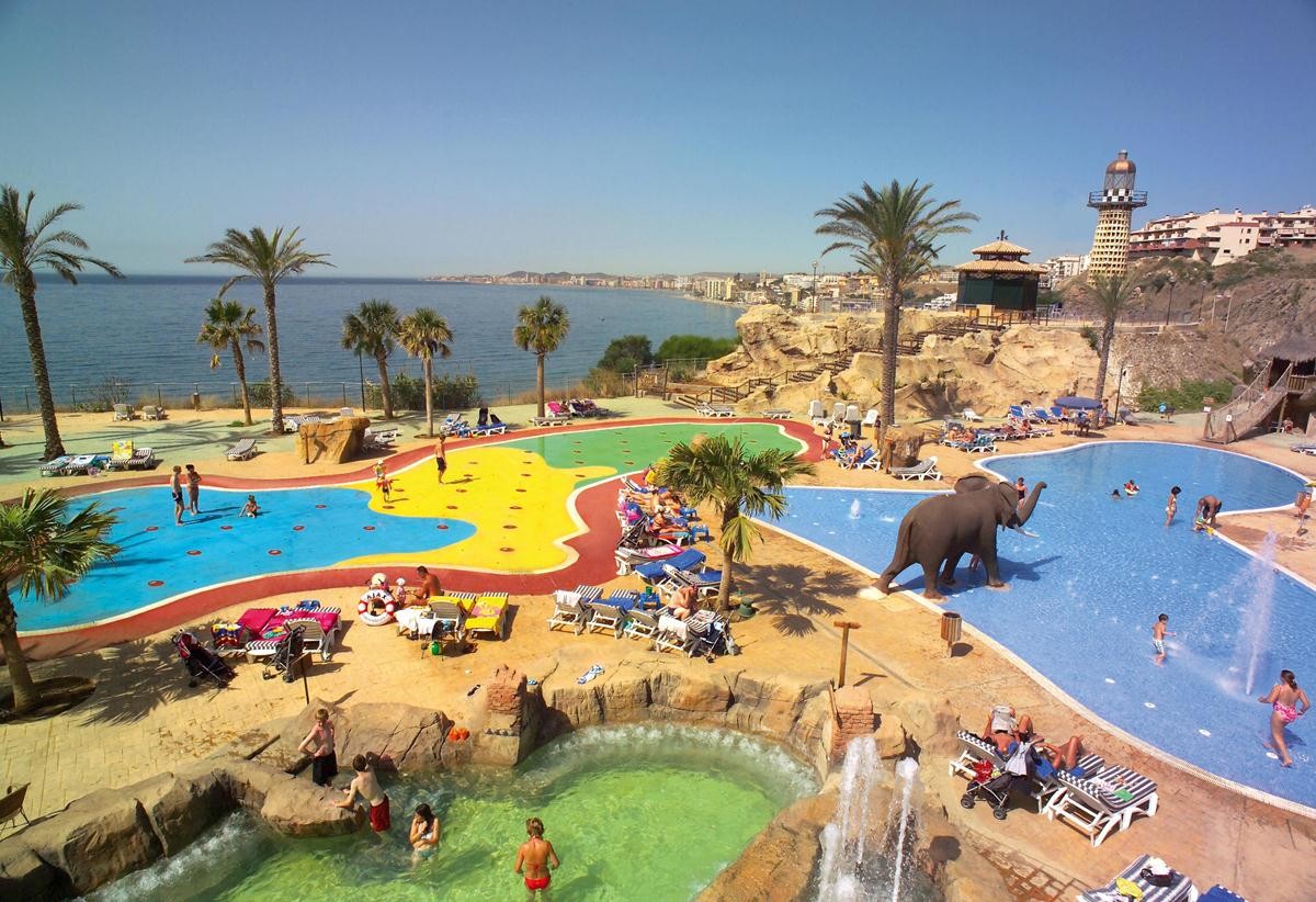 Holiday World RIWO Hotel 3