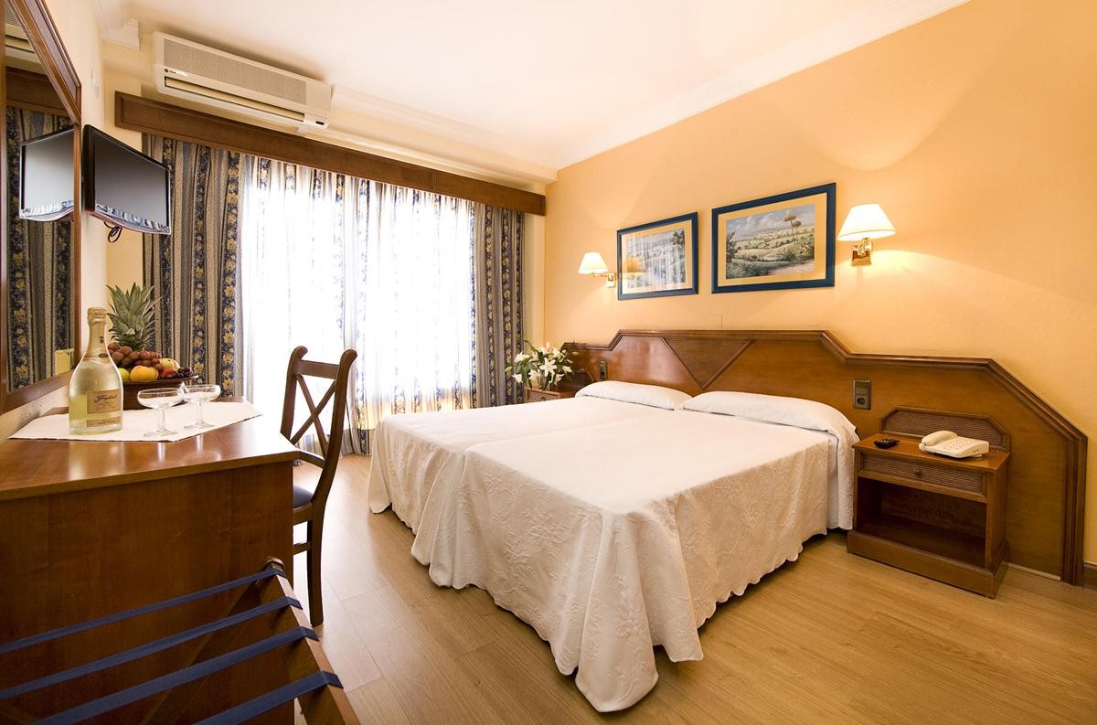 Monarque Fuengirola Park 45