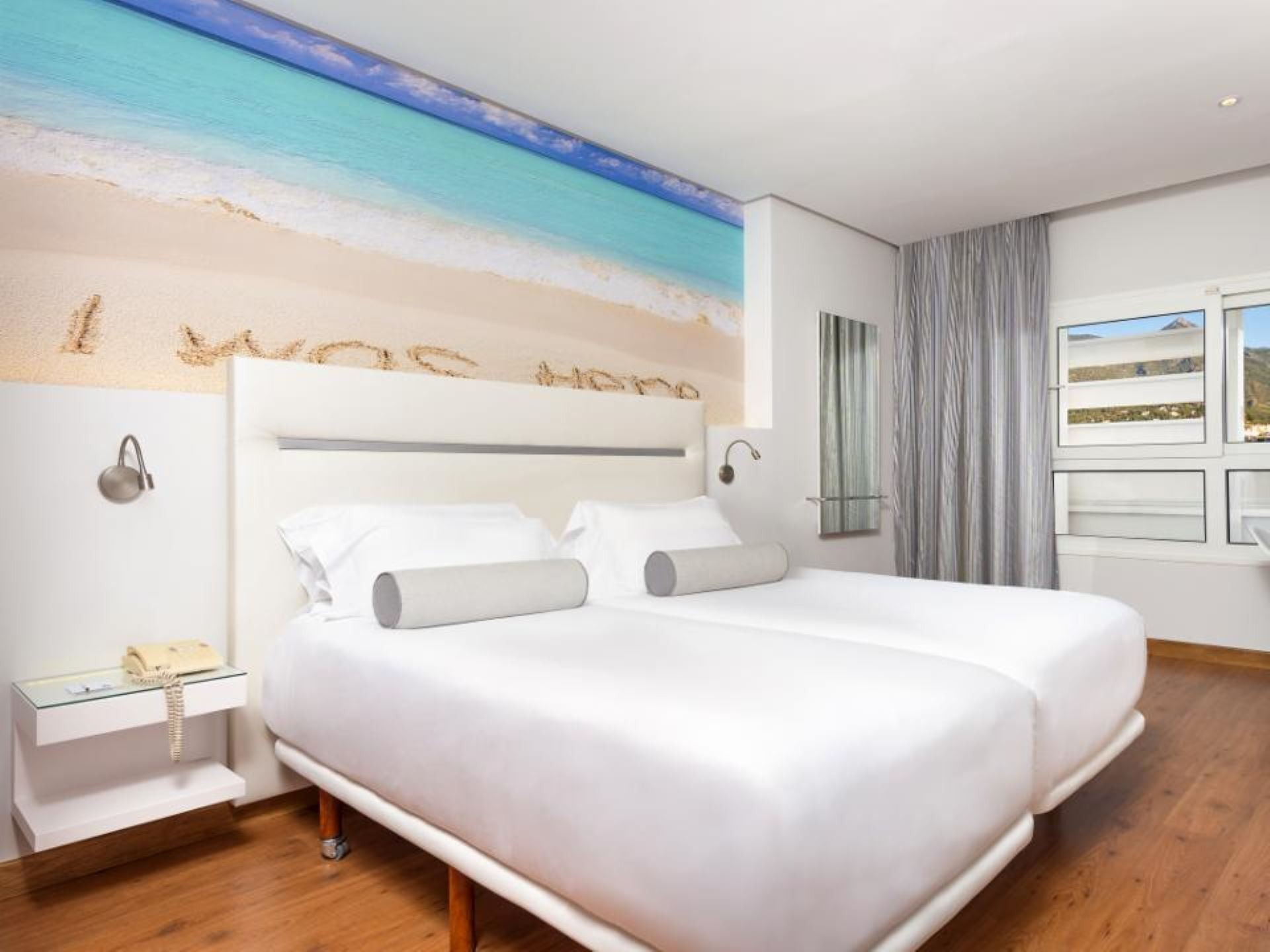 Amare Beach Hotel Marbella 26