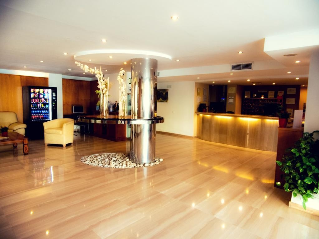 Puerto Azul Marbella 10