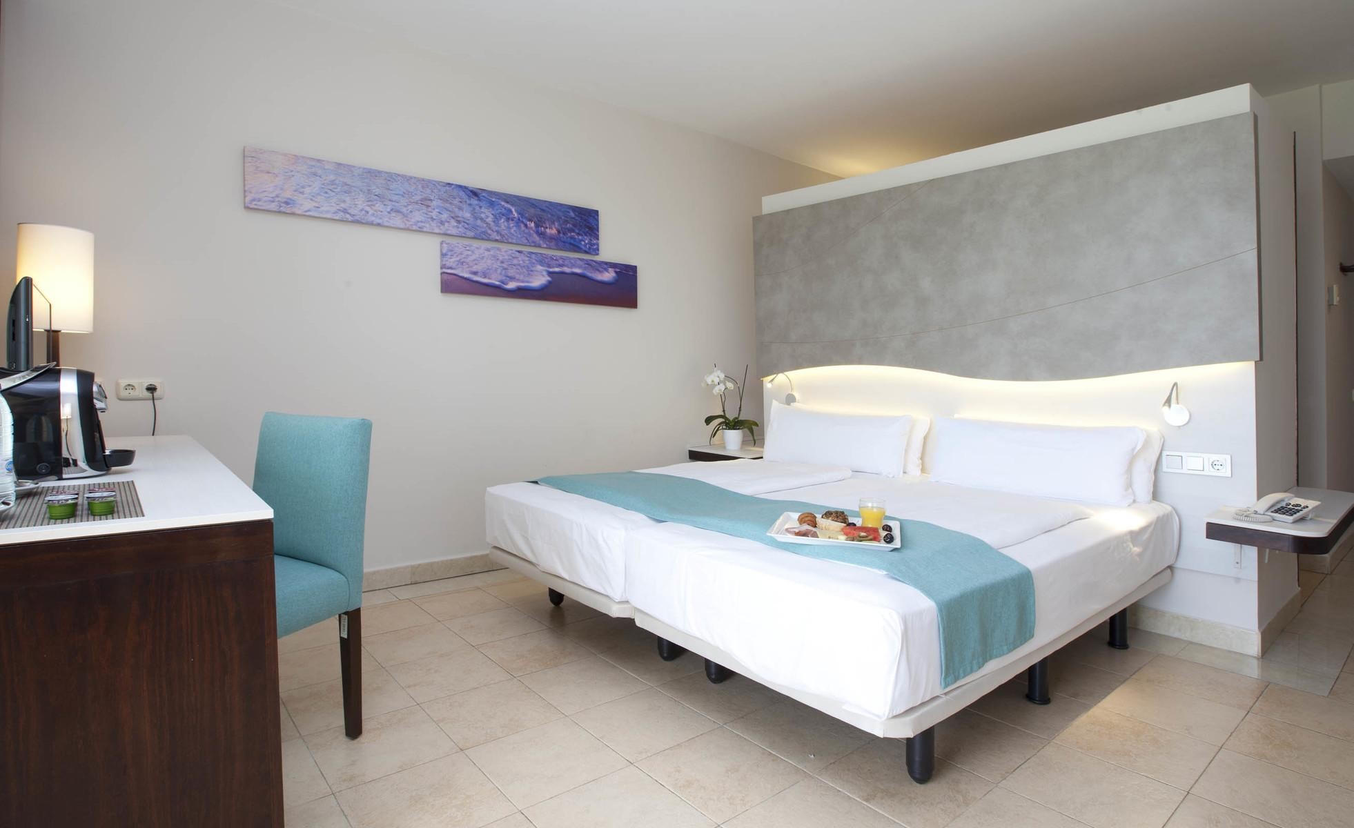 Impressive Playa Granada Golf 6