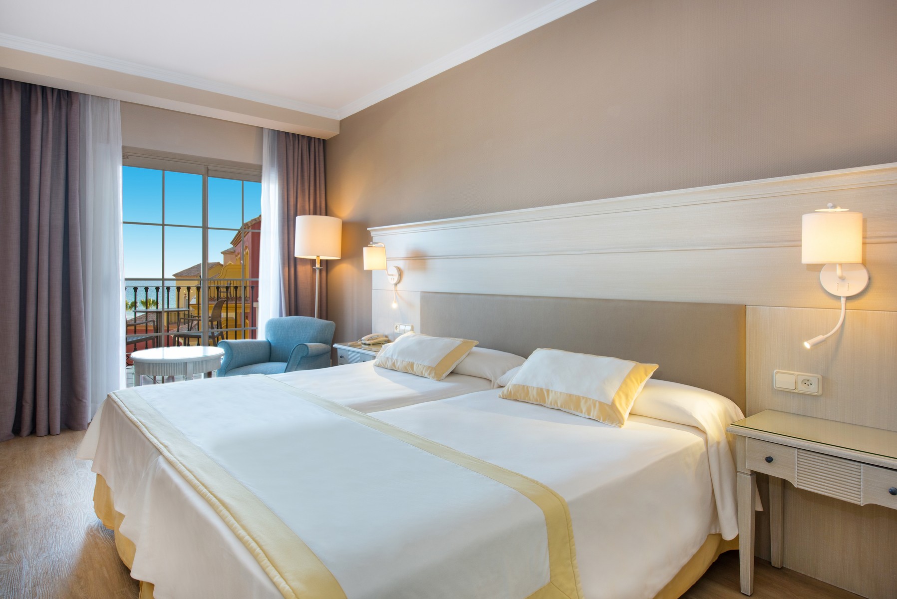 Iberostar Waves Malaga Playa 4