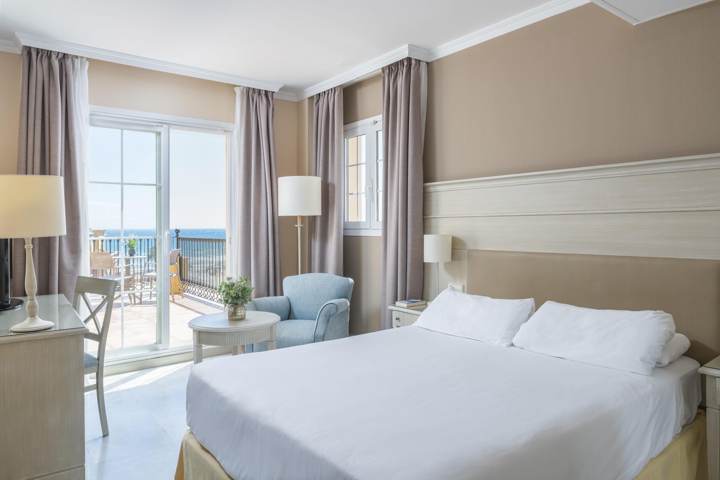 Iberostar Waves Malaga Playa 8