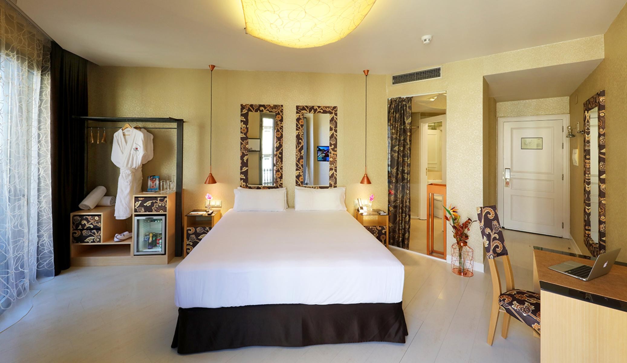 Axel Hotel Barcelona & Urban Spa