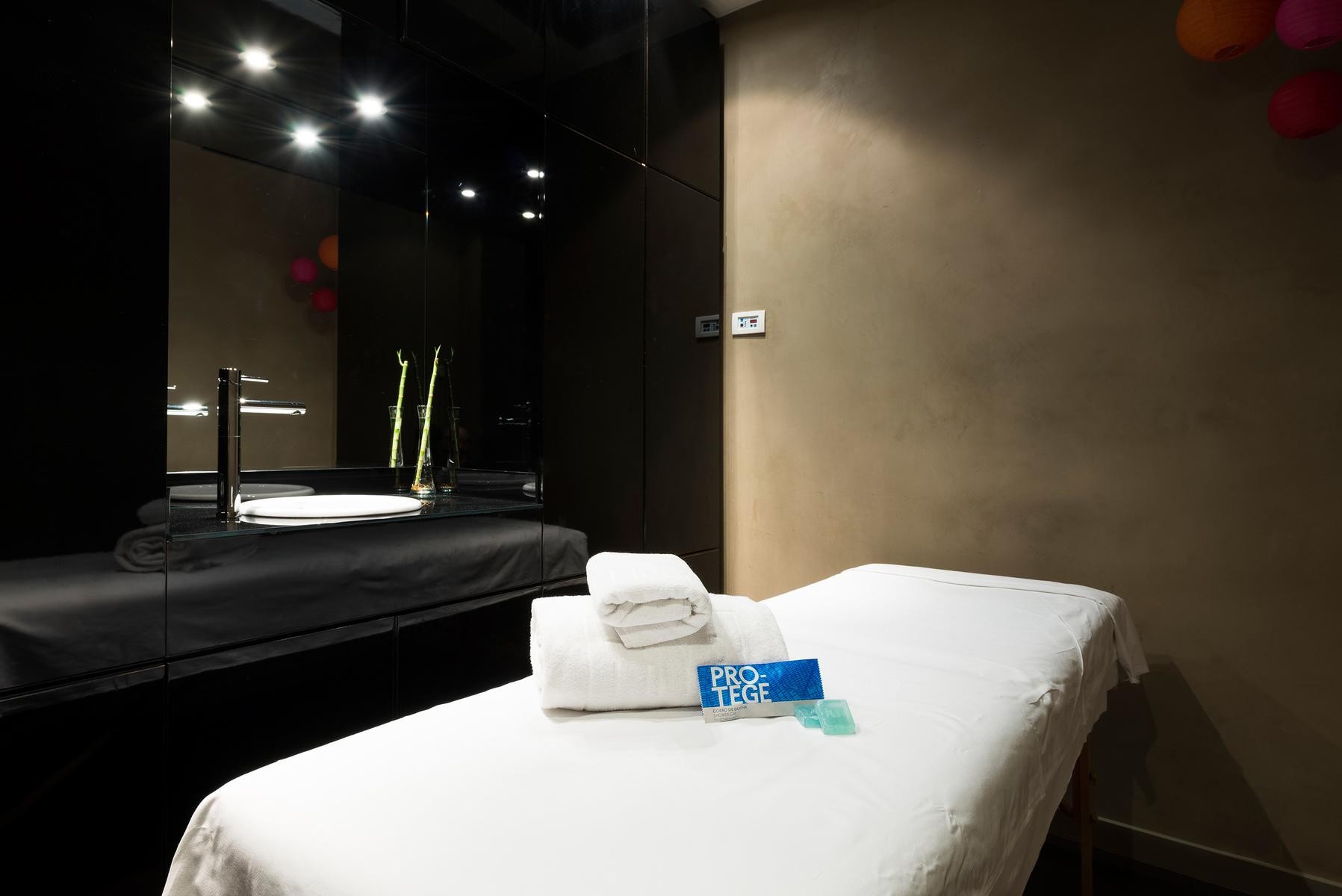 Hotel Barcelona Condal Mar Affiliated by Melia 12