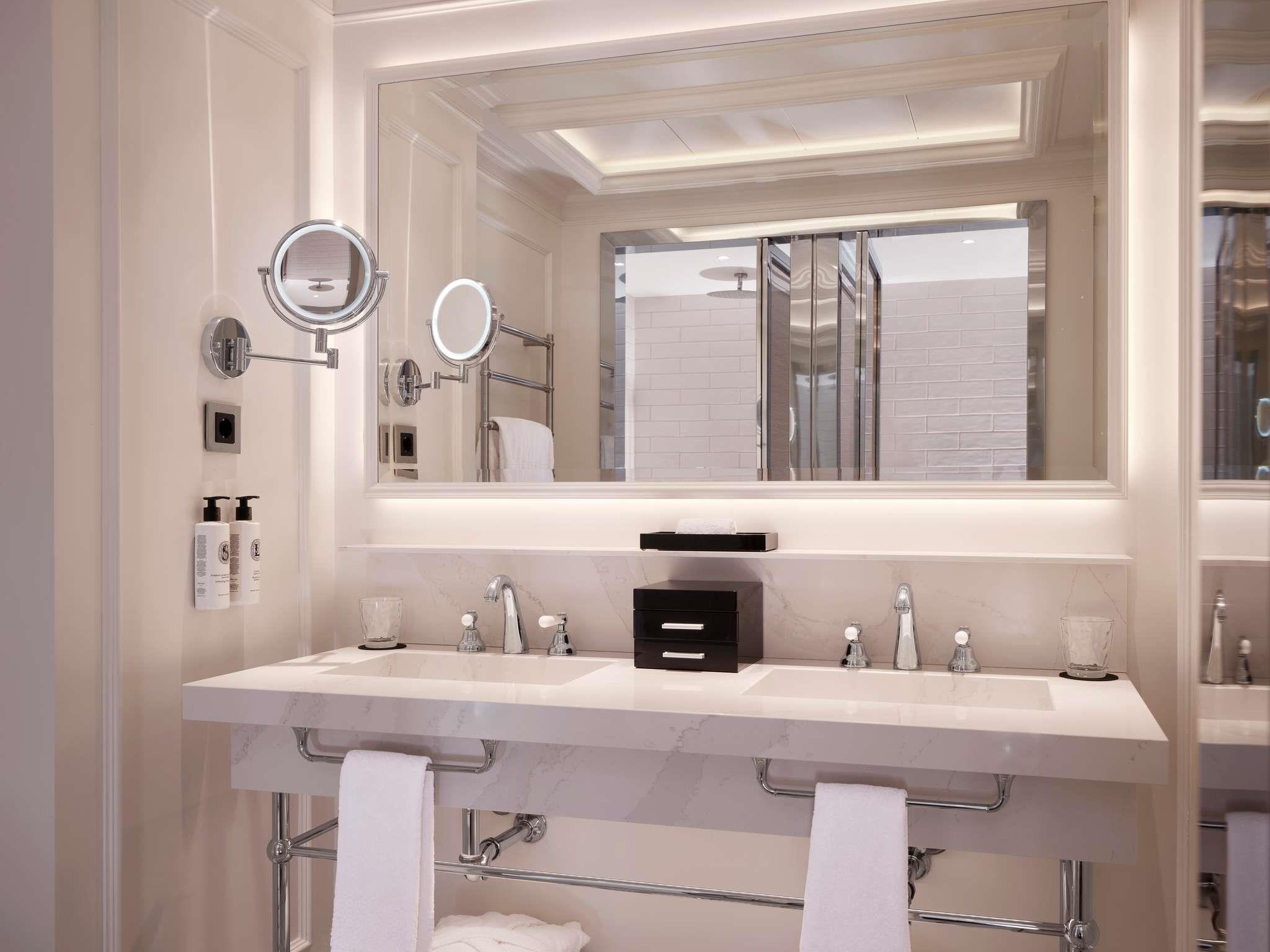 Sofitel Barcelona Skipper 12