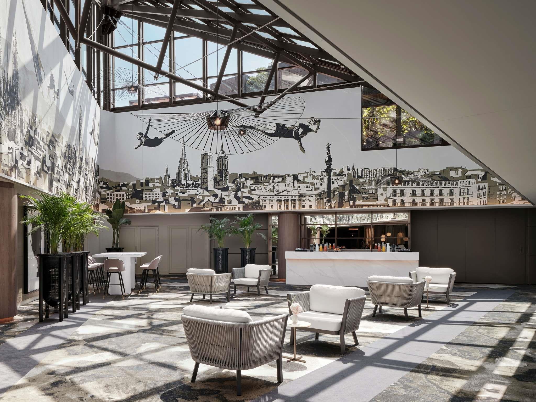 Sofitel Barcelona Skipper 19