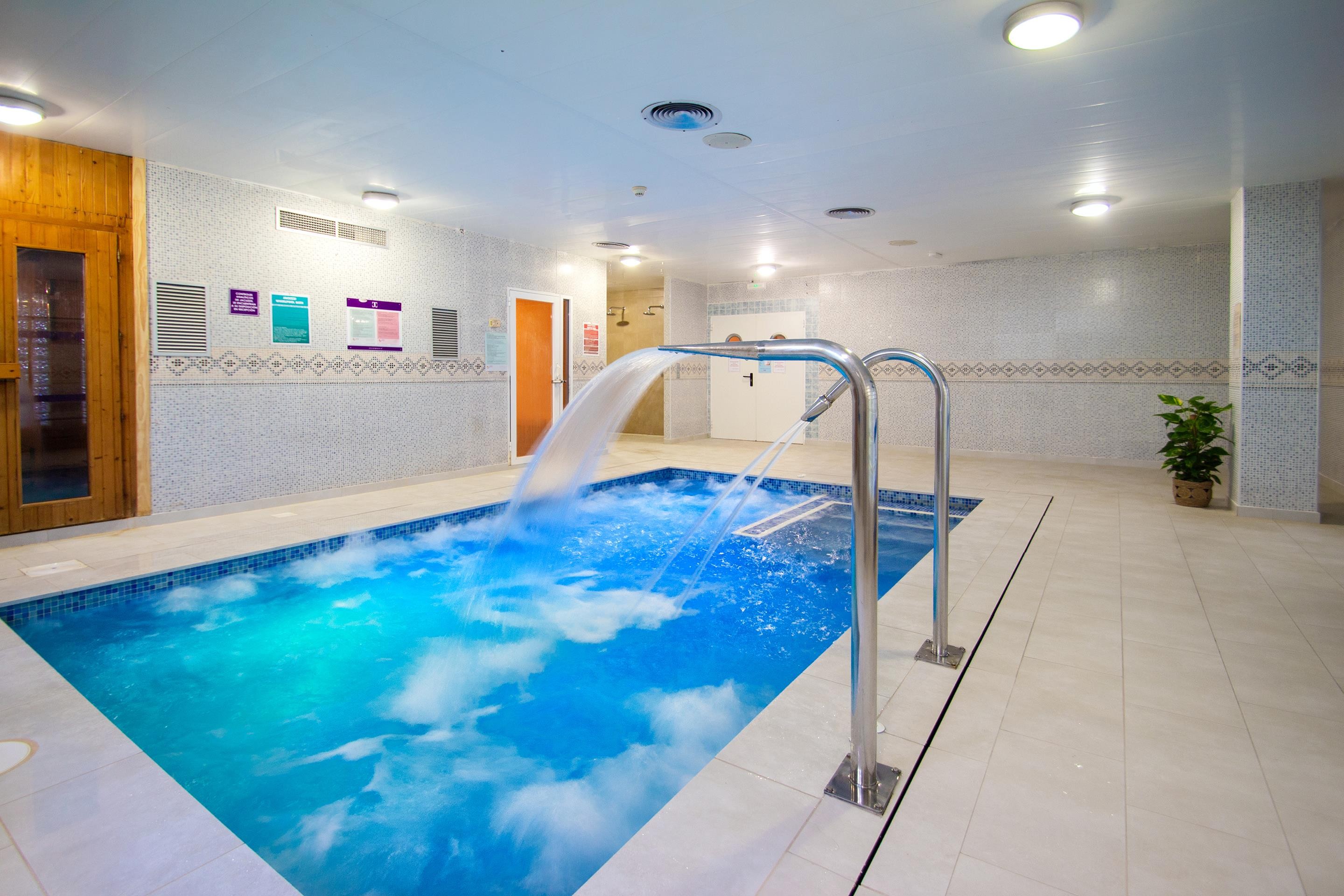 Servigroup Marina Mar 9