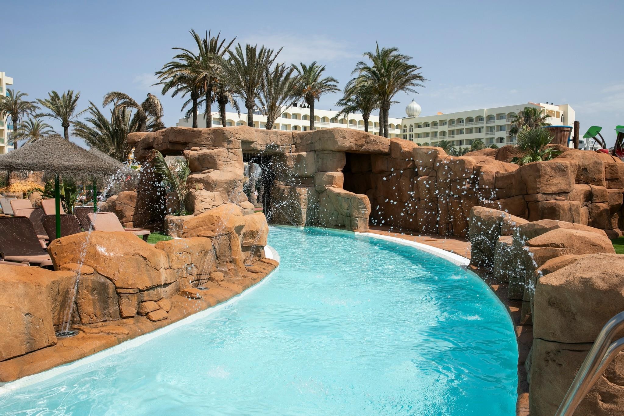 Evenia Zoraida Beach Resort 36