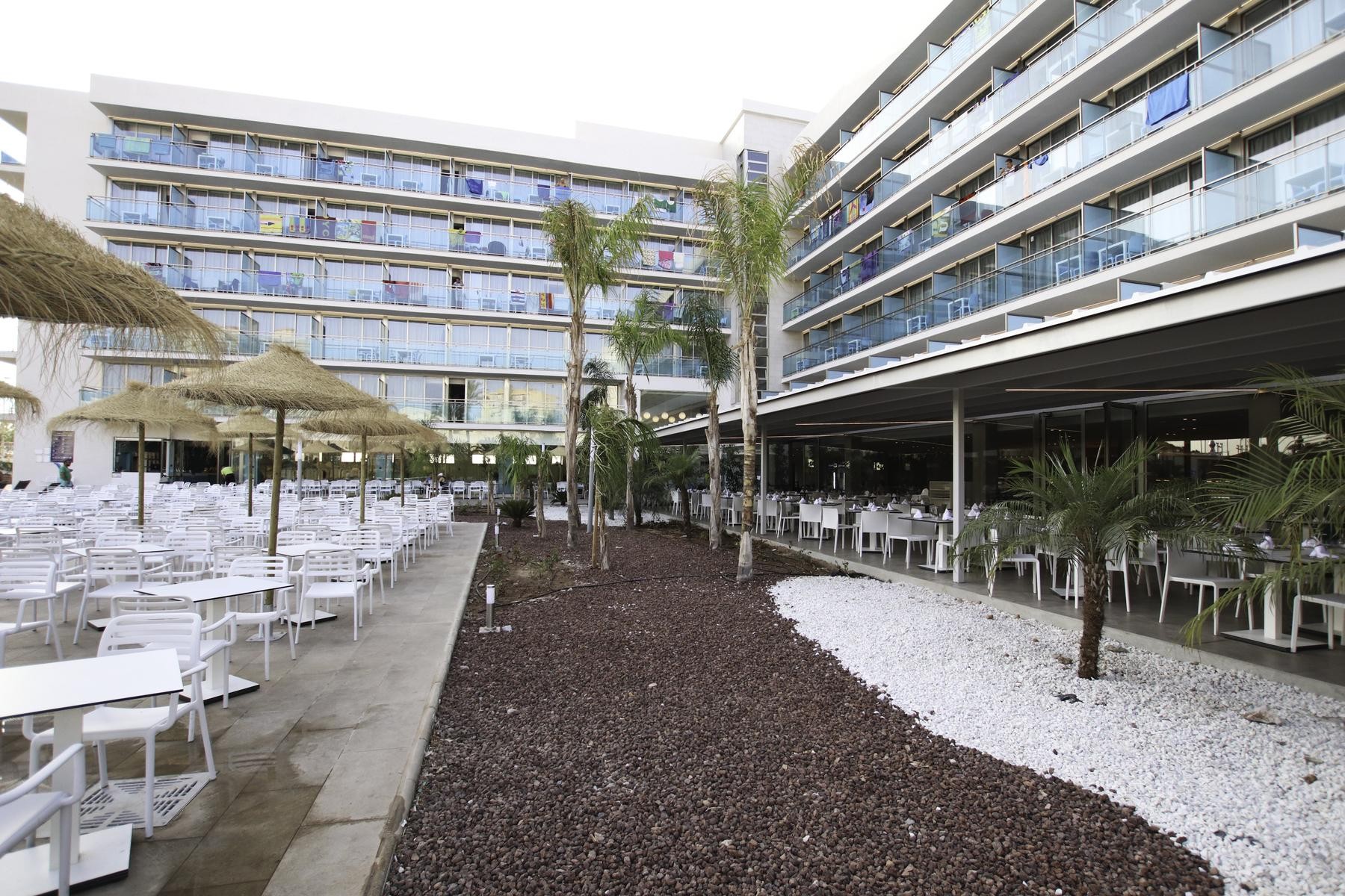 Roquetas El Palmeral by Pierre Vacances Hotel 9