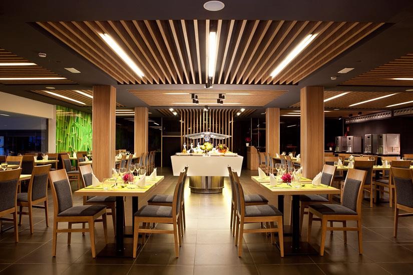 Flash Hotel (Adults Only)