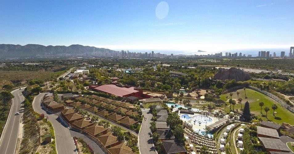 Magic Natura Animal WaterPark Polynesian Lodge Resort 15