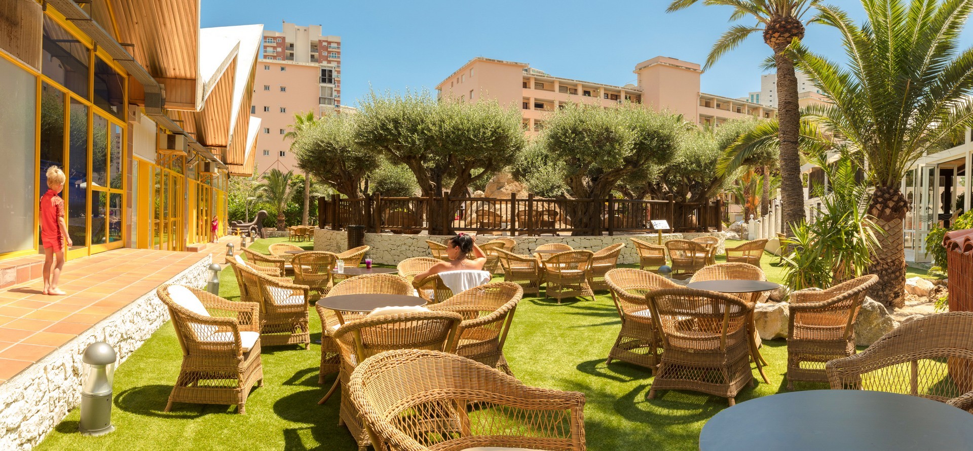 Magic Tropical Splash 13