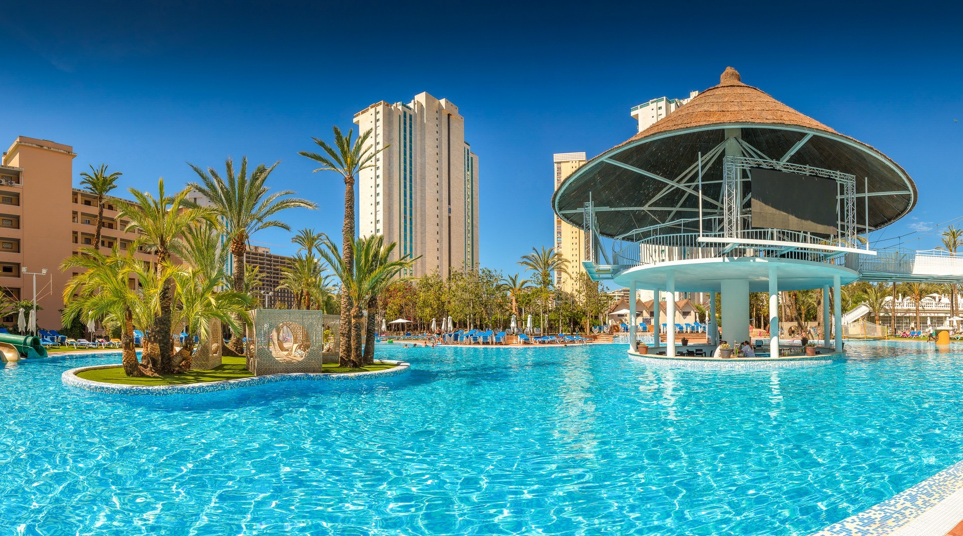 Magic Tropical Splash 15