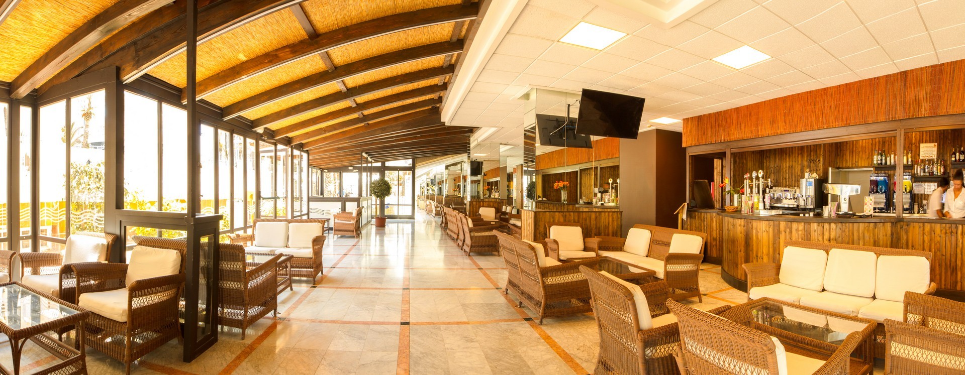 Magic Tropical Splash 23