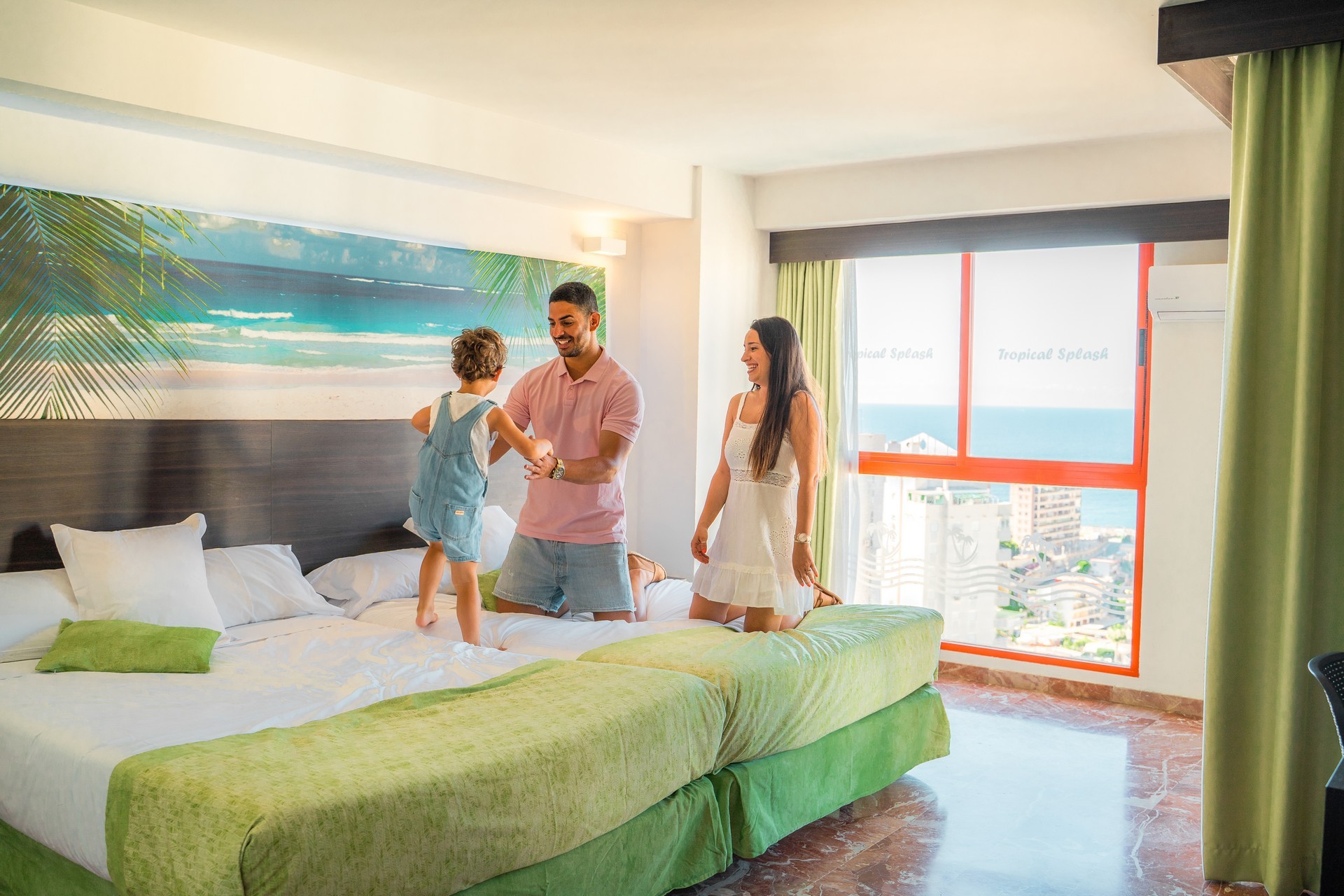 Magic Tropical Splash 6