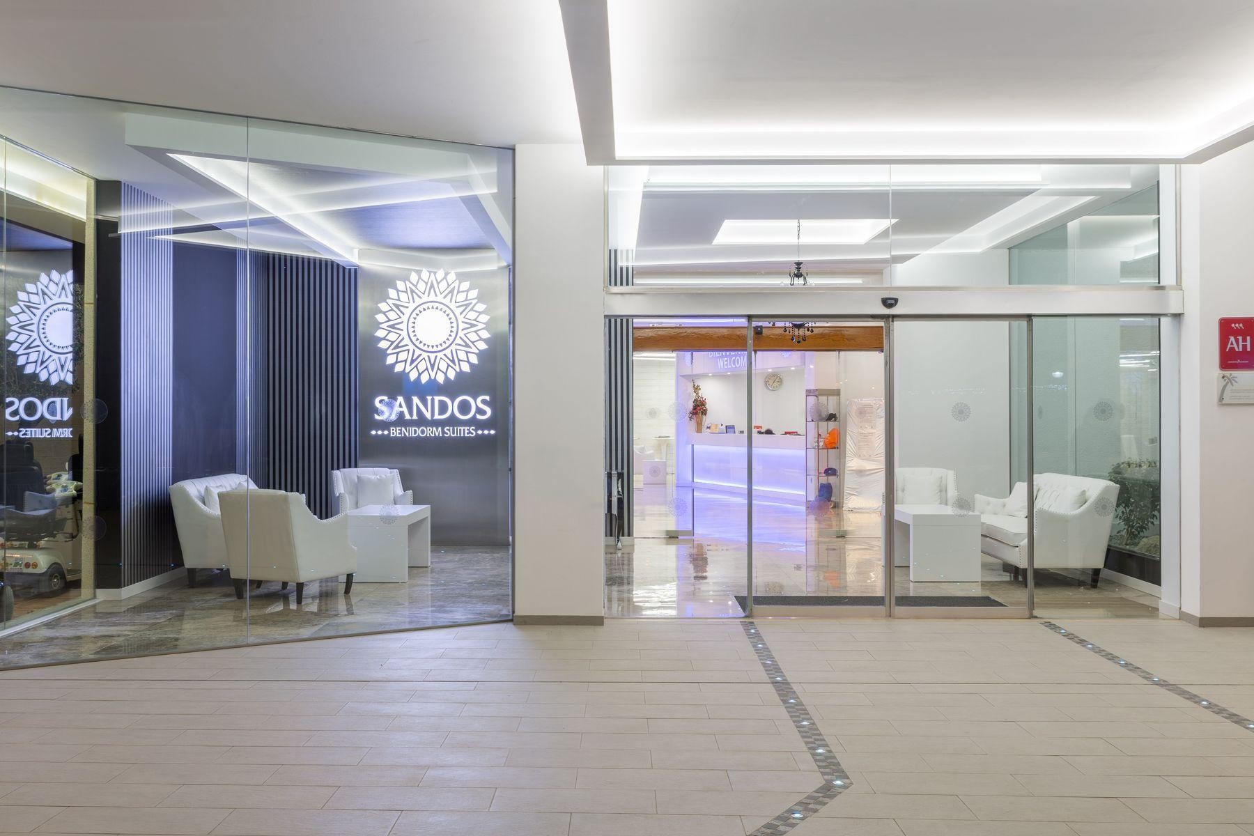 Sandos Benidorm Suites 8