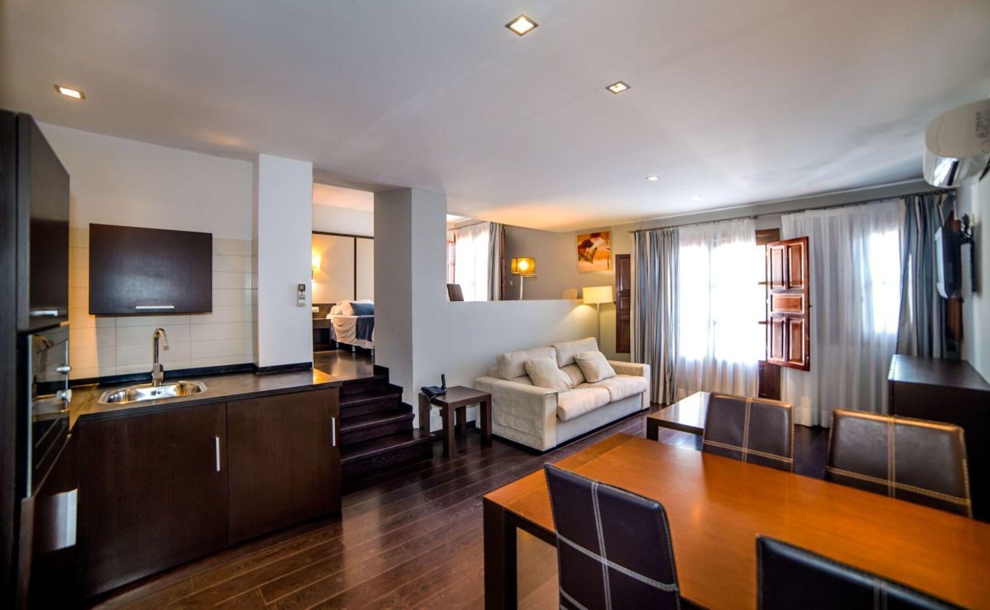 Occidental Pueblo Acantilado