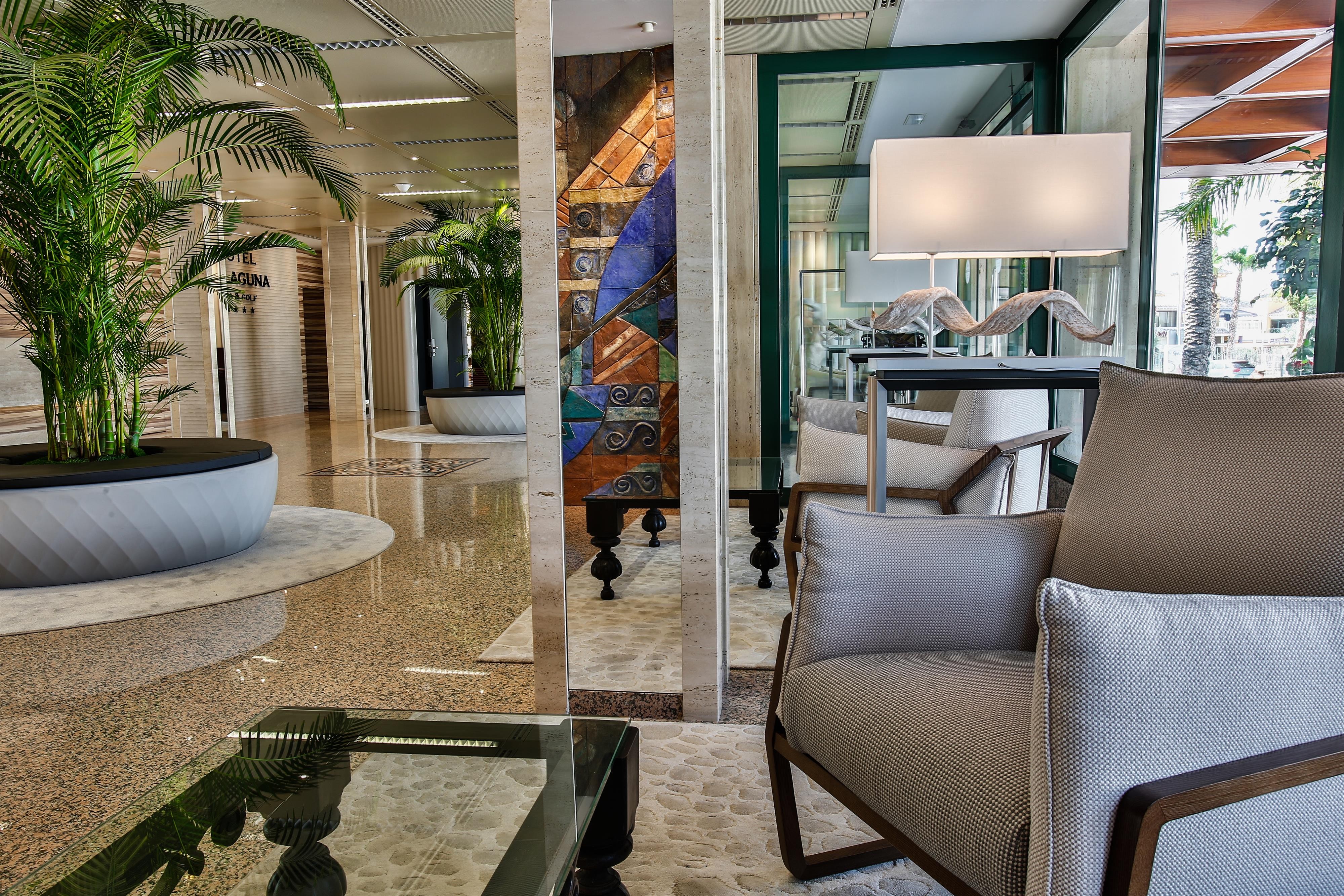 La Laguna Spa & Golf 15