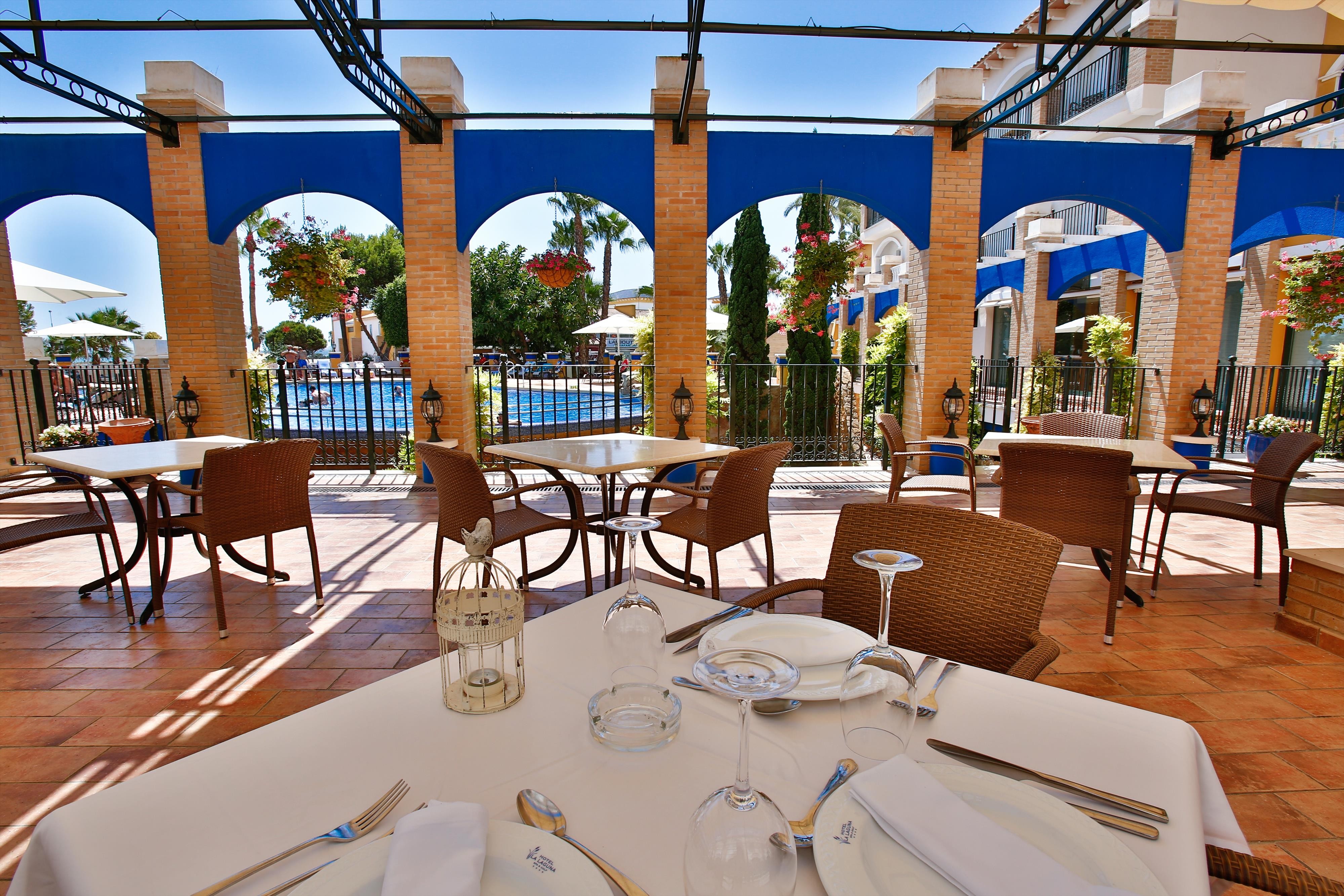 La Laguna Spa & Golf 11