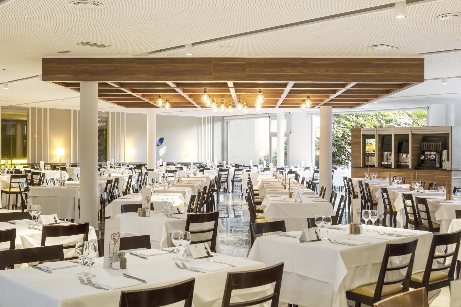 Aqua Hotel Onabrava and Spa 5