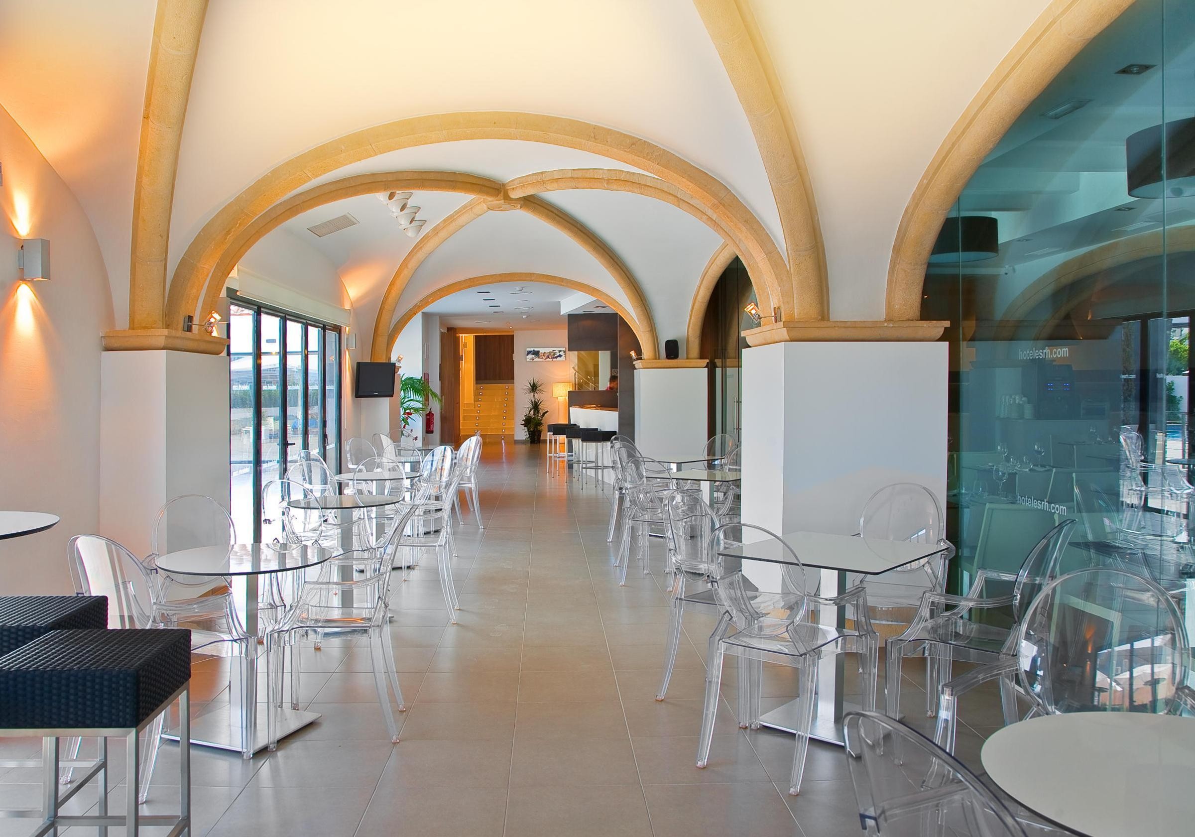 RH Boutique Porto Cristo 15