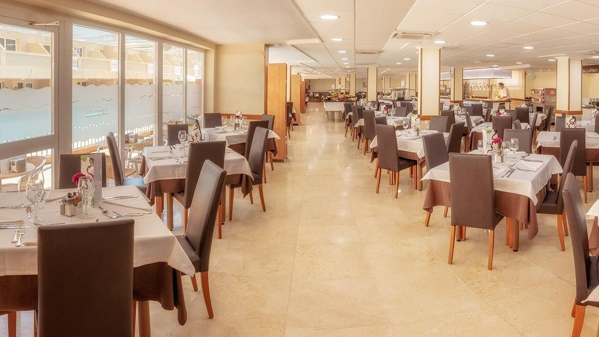 RH Casablanca Suites