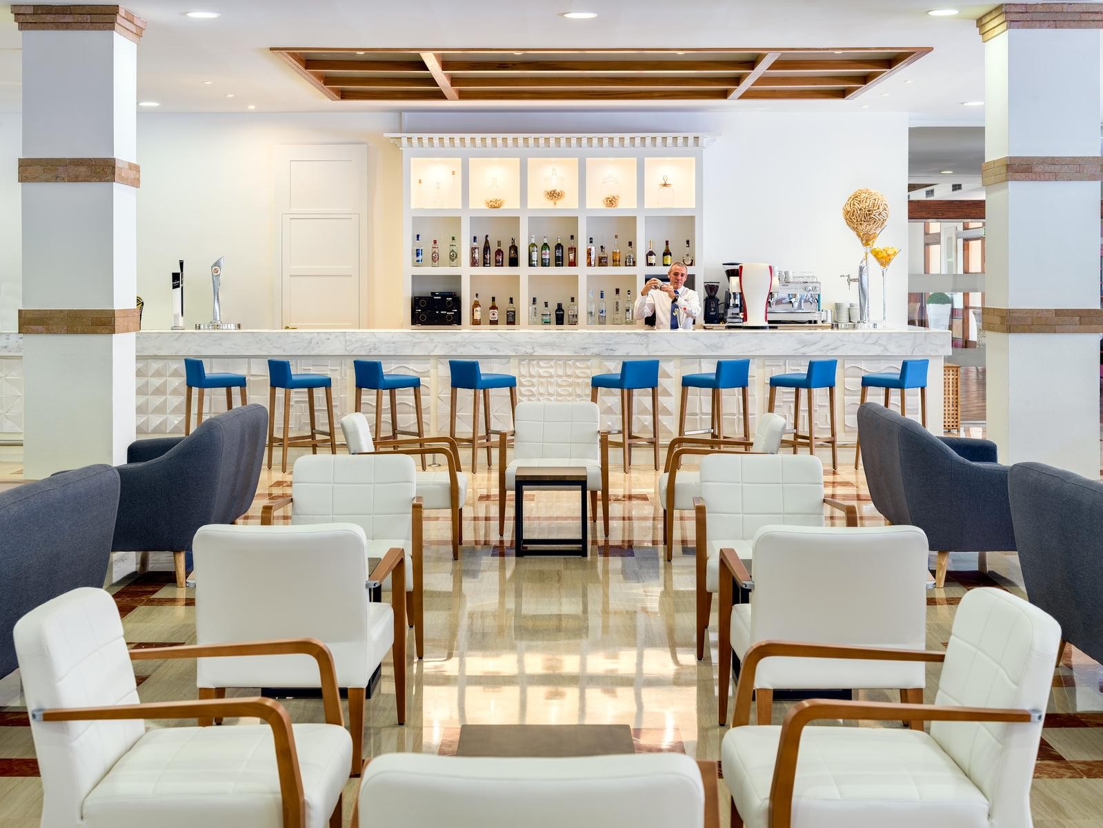 H10 Mediterranean Village 6