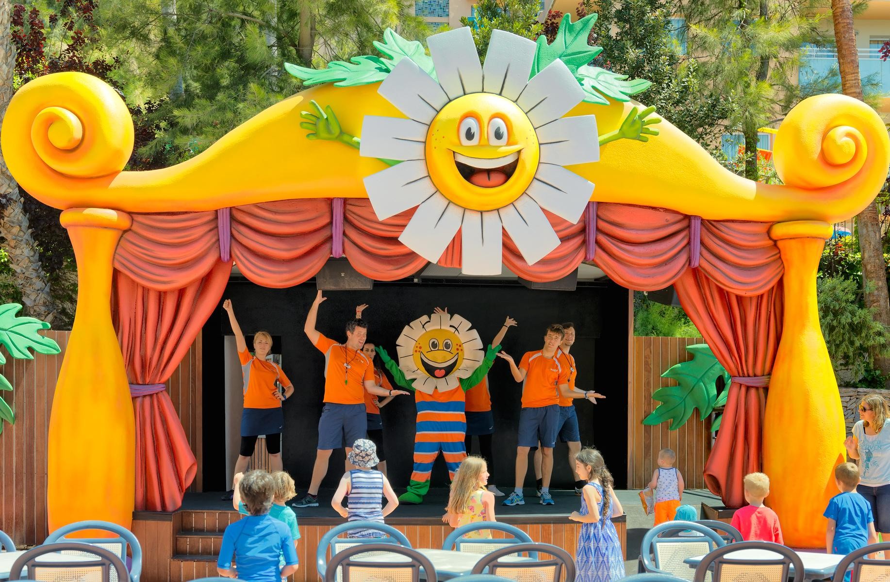 H10 Mediterranean Village 9