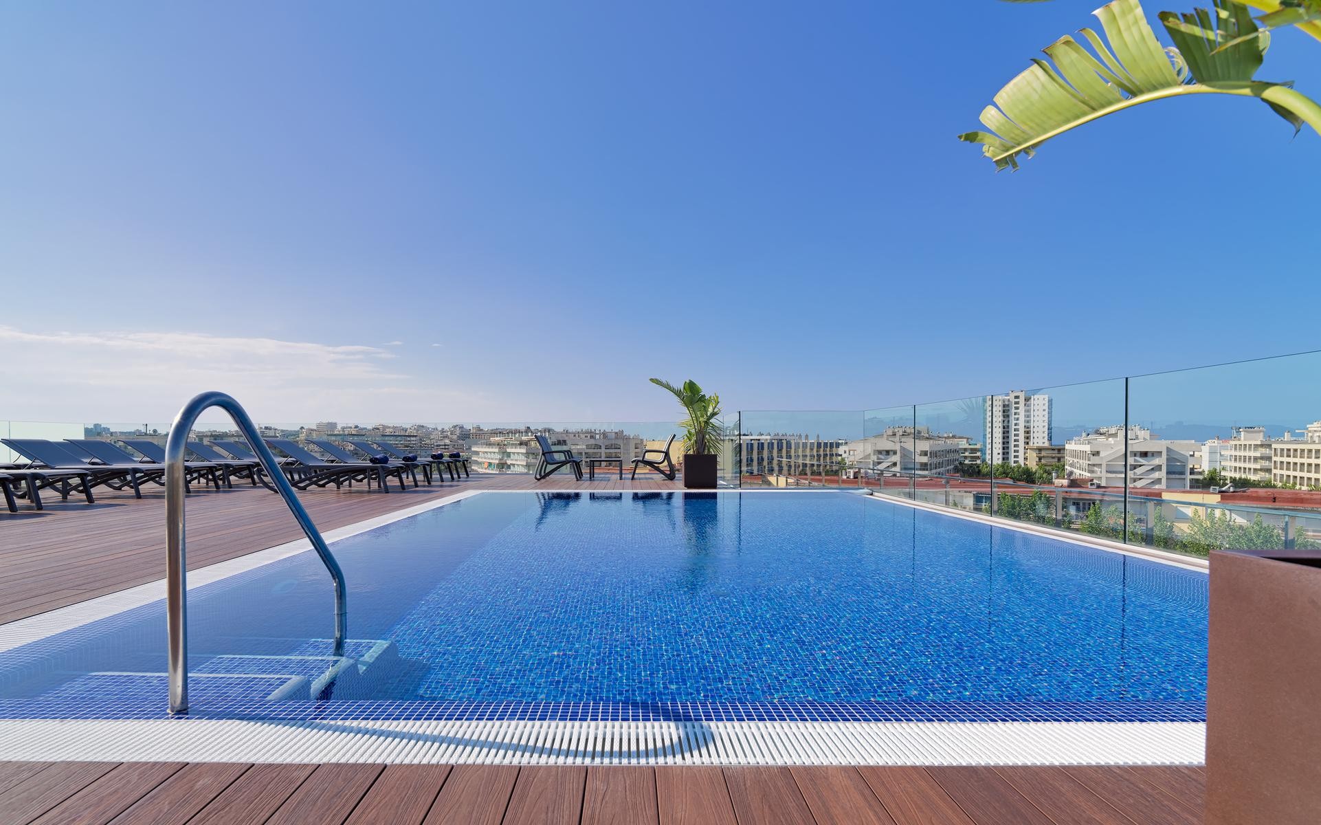 H10 Vintage Salou Adults Only +16