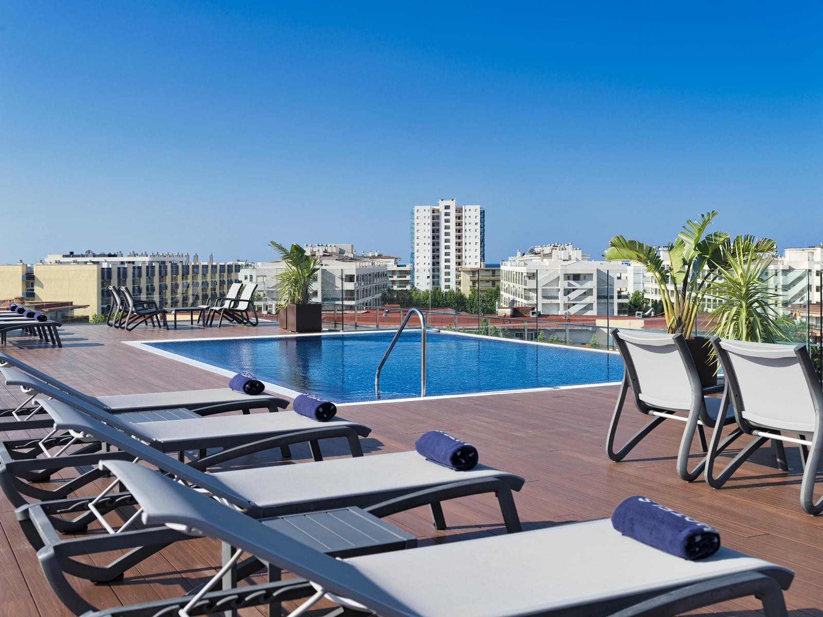 H10 Vintage Salou Adults Only +16