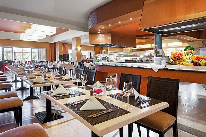 Elba Sara Beach & Golf Resort 10