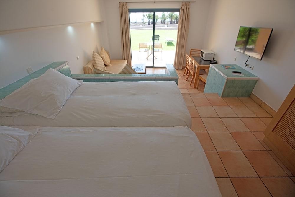 Playitas Aparthotel 10