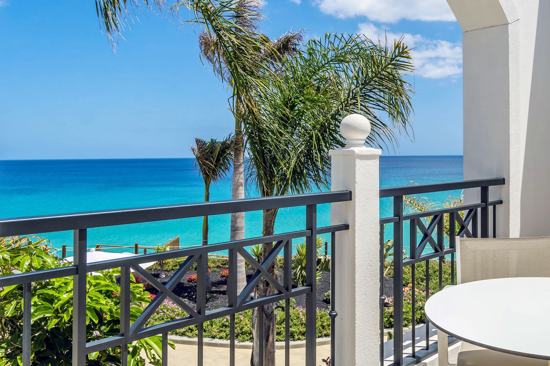 Royal Palm Resort & Spa 10