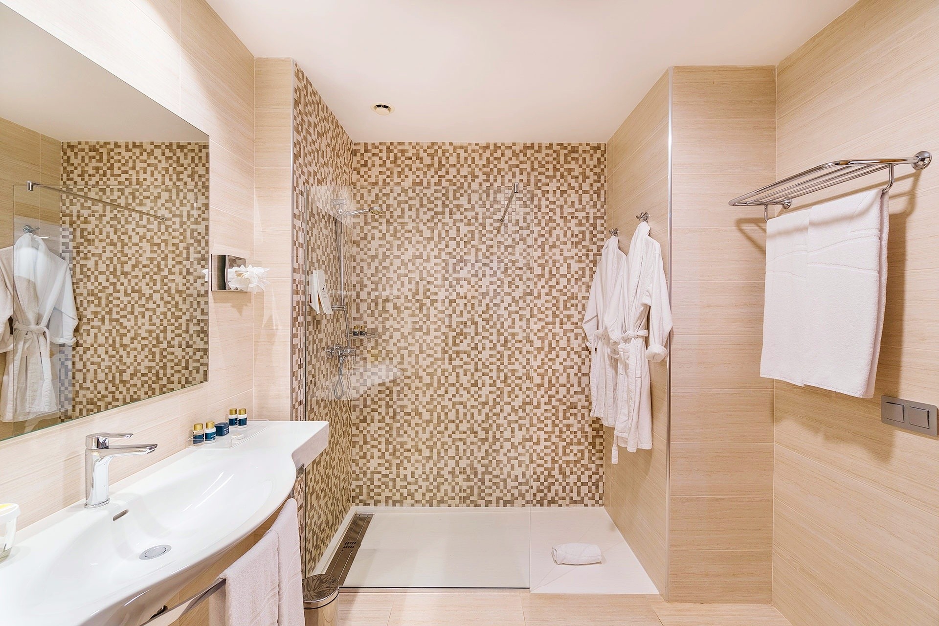 Royal Palm Resort & Spa 8