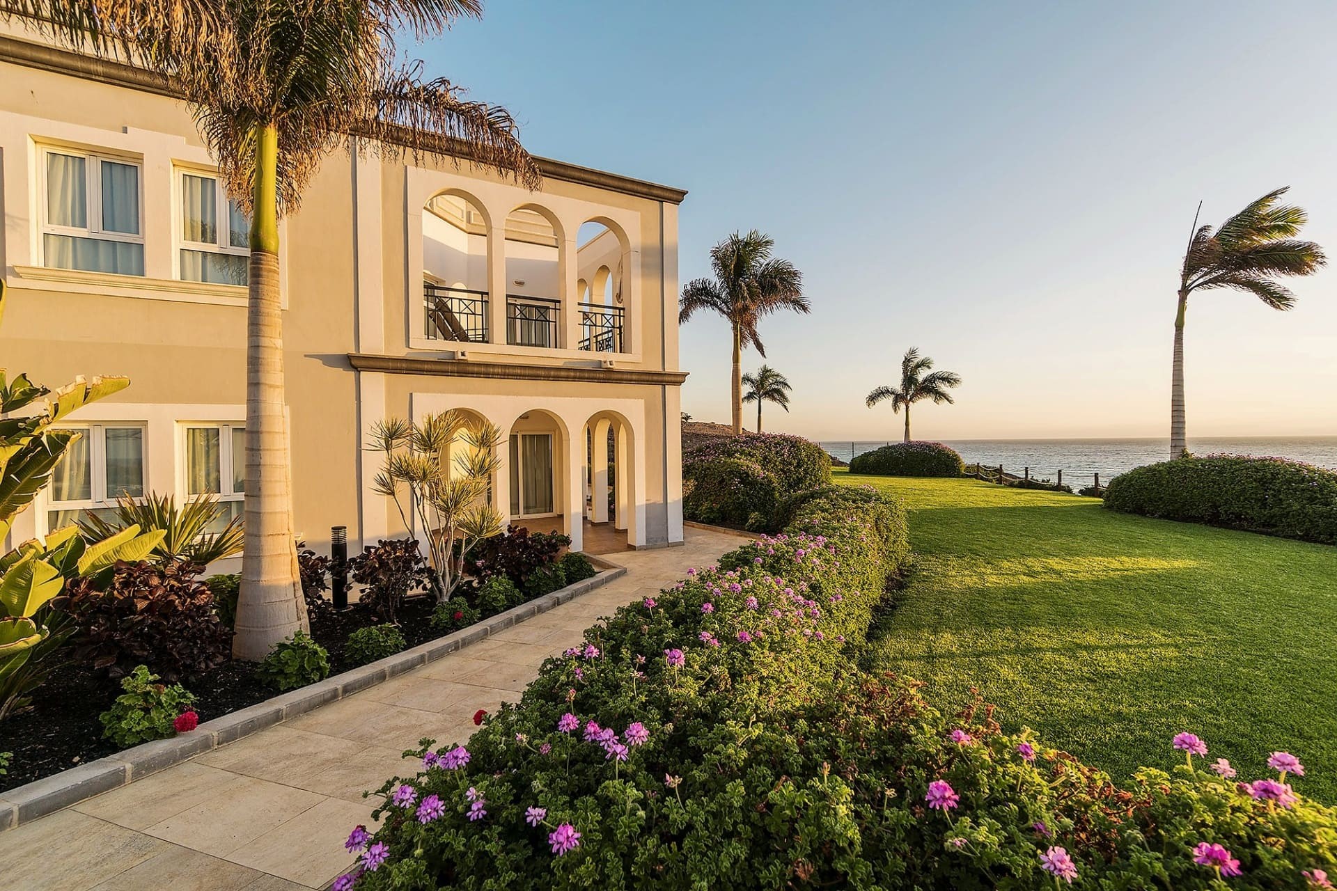 Royal Palm Resort & Spa 21