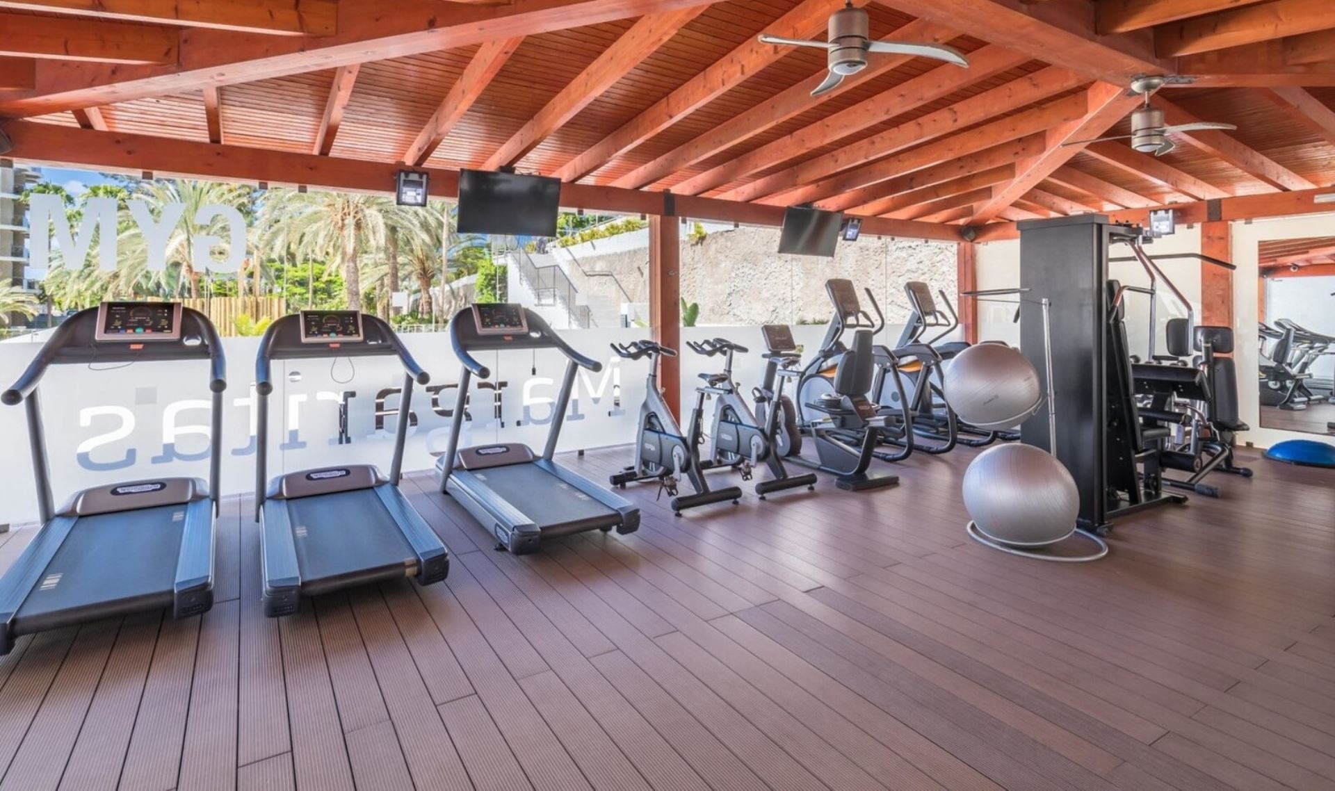 Barcelo Margaritas Royal Level 7