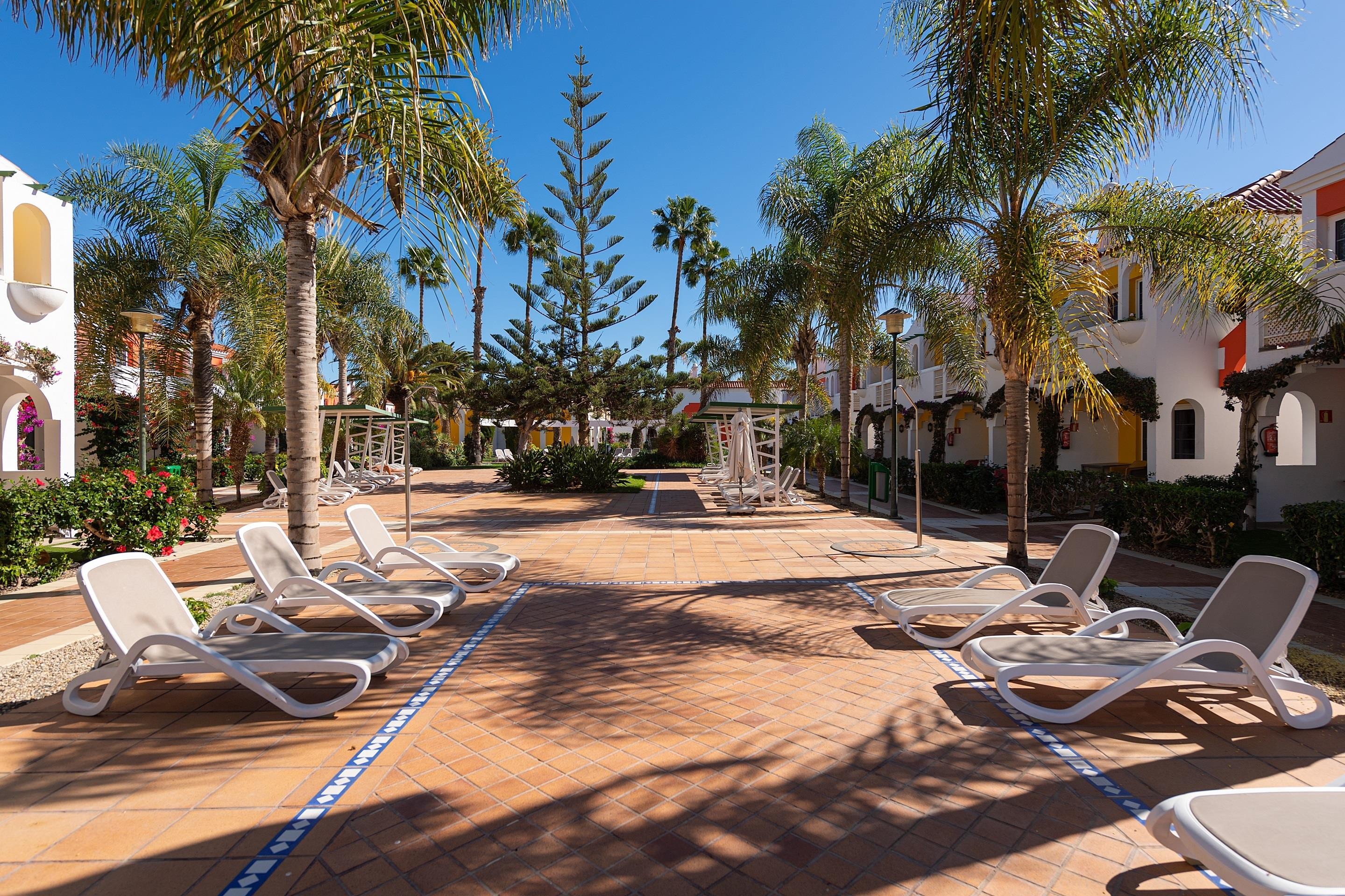 Bungalows Cordial Green Golf 16