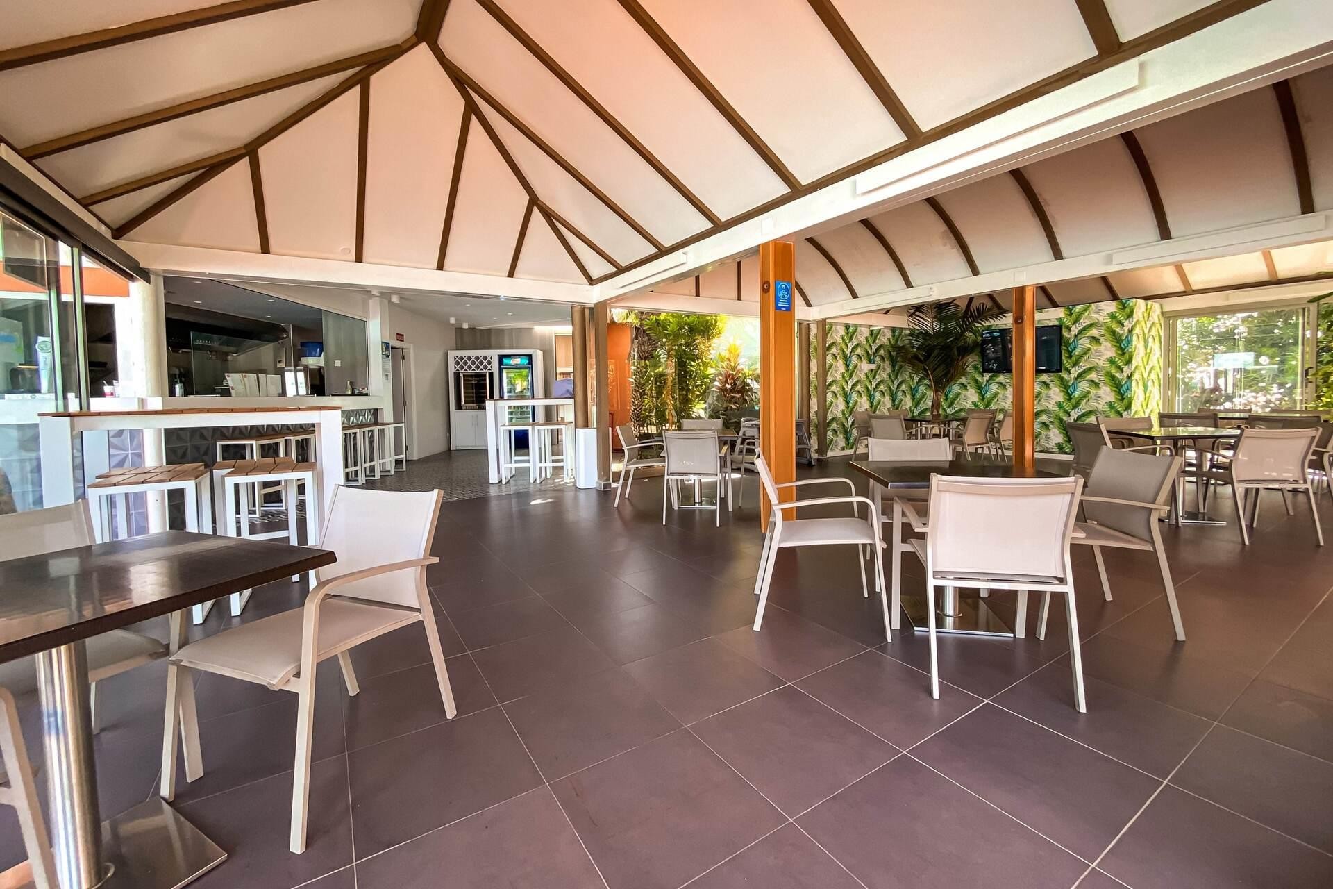 Cordial Sandy Golf Bungalows 10