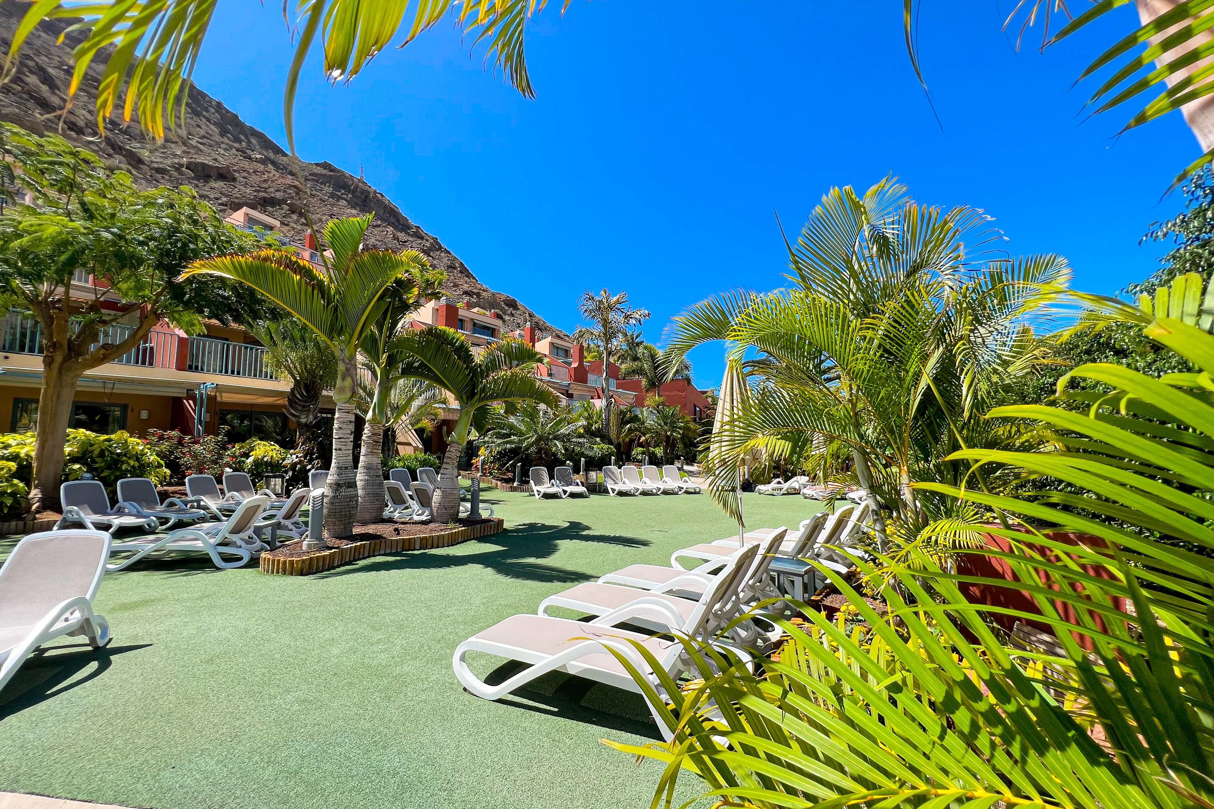 Cordial Mogan Valle 18