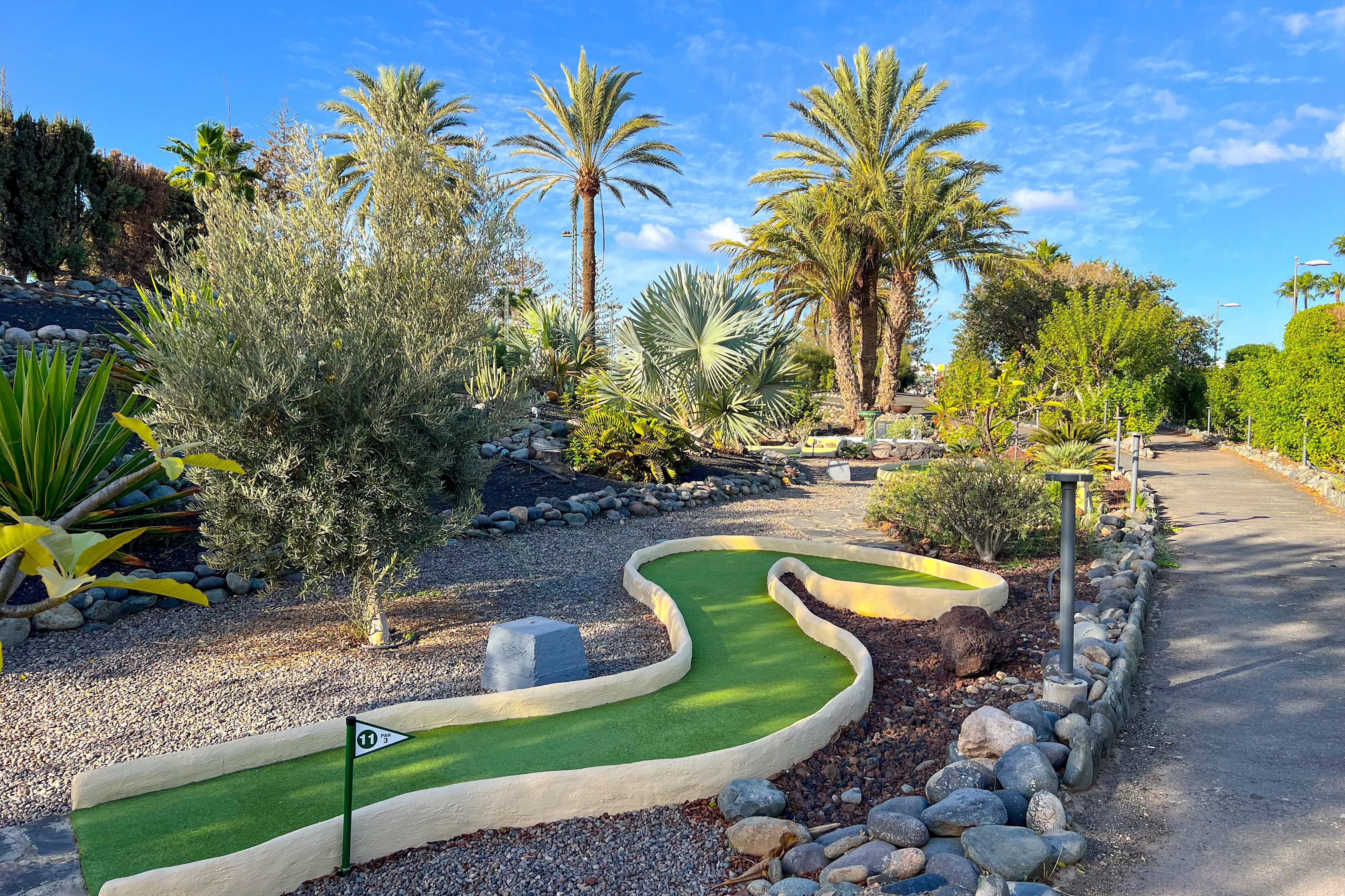 Cordial Biarritz Bungalows 20