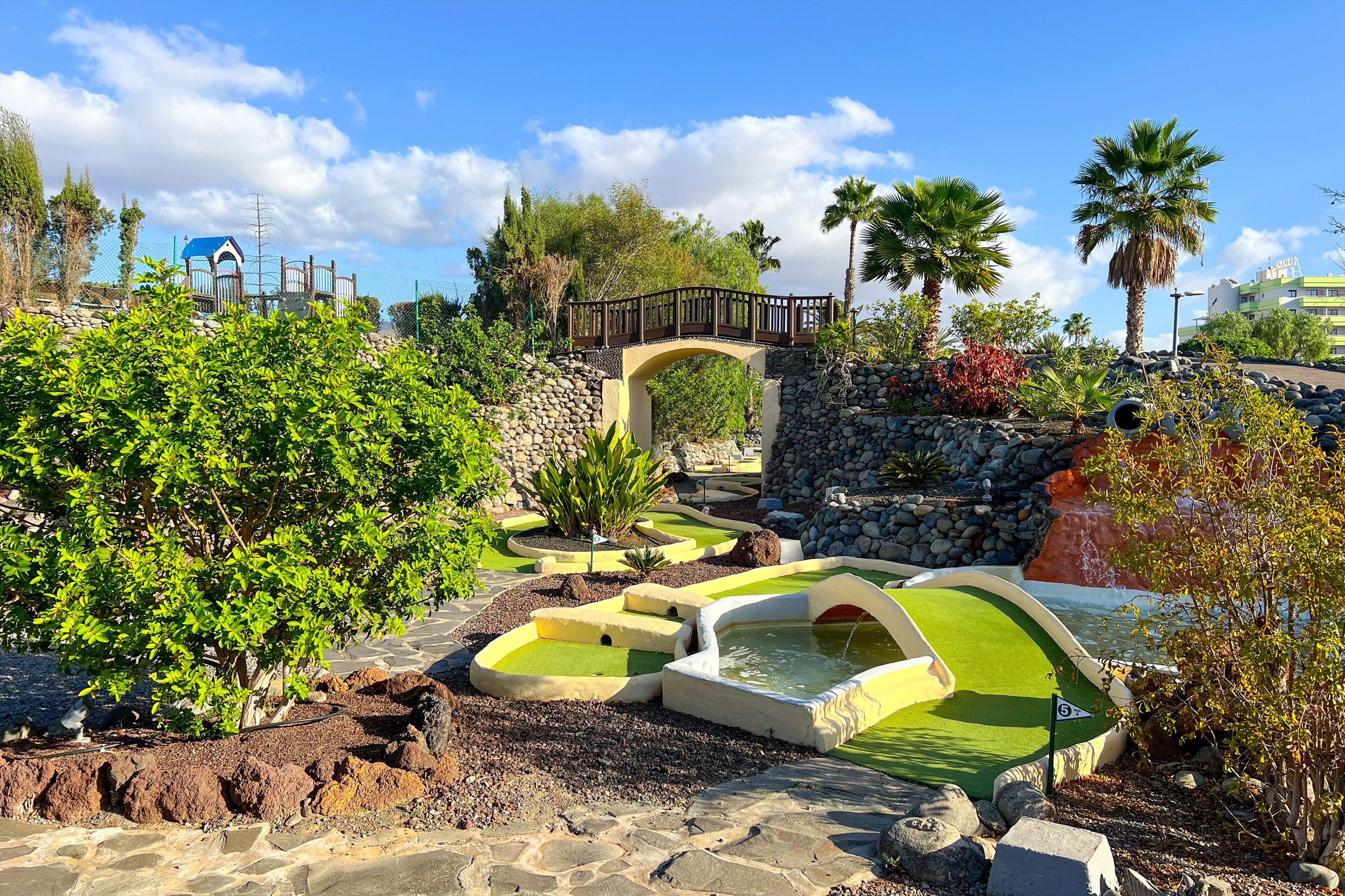 Cordial Biarritz Bungalows 19