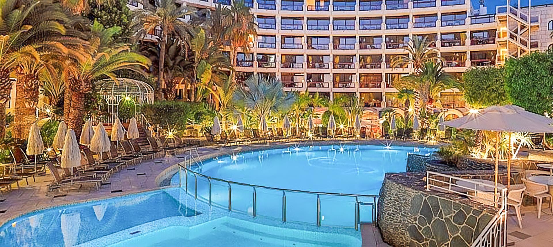 Seaside Sandy Beach 6