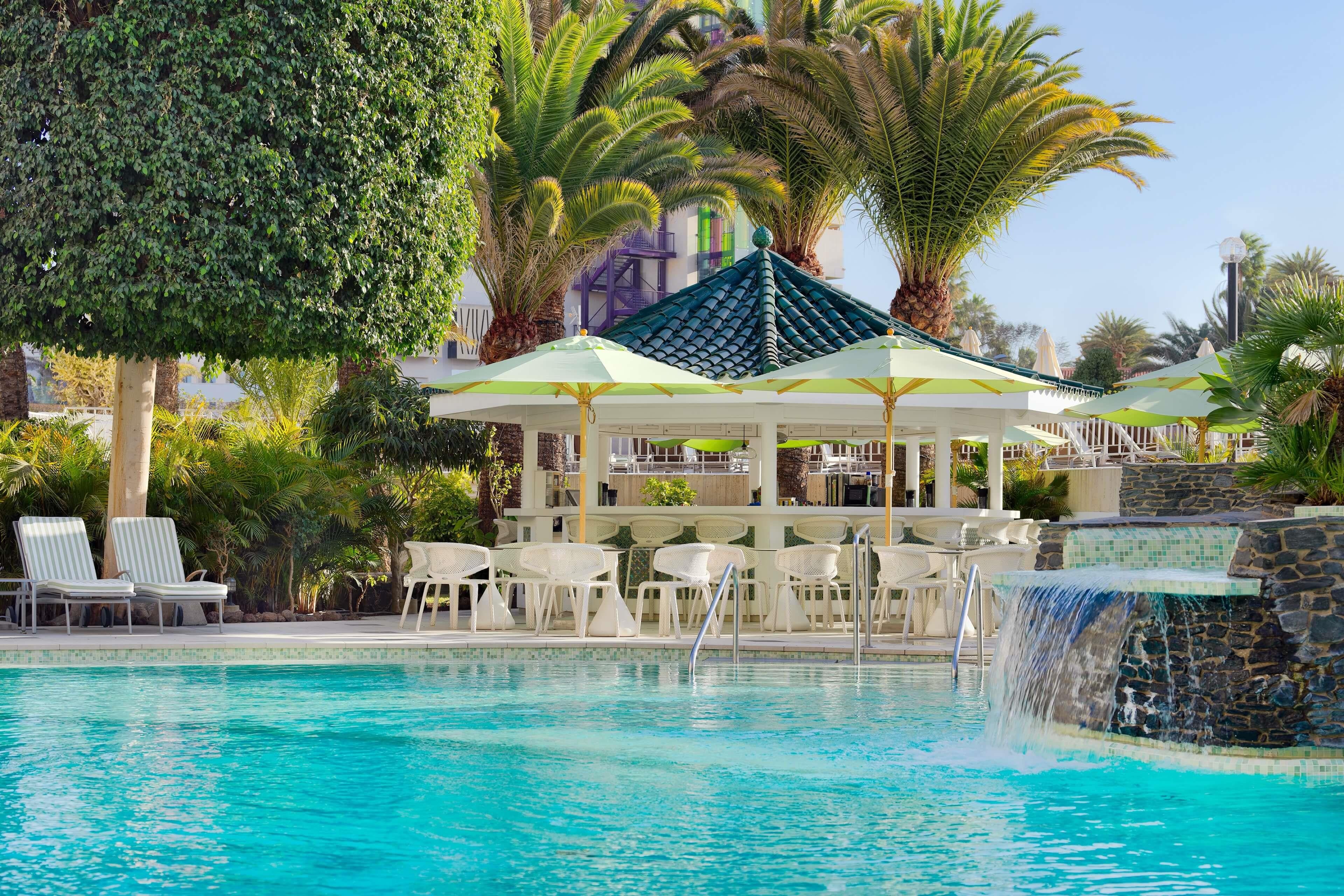 Seaside Sandy Beach 9