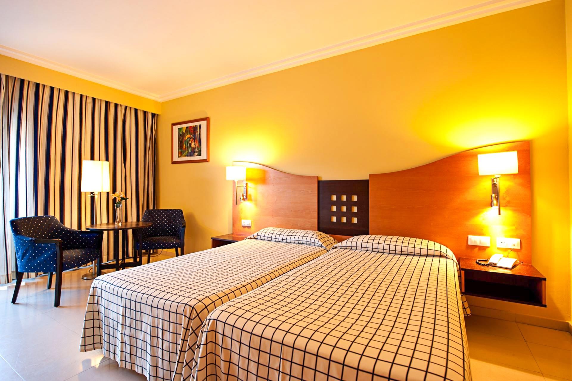 LIVVO Costa Taurito 4