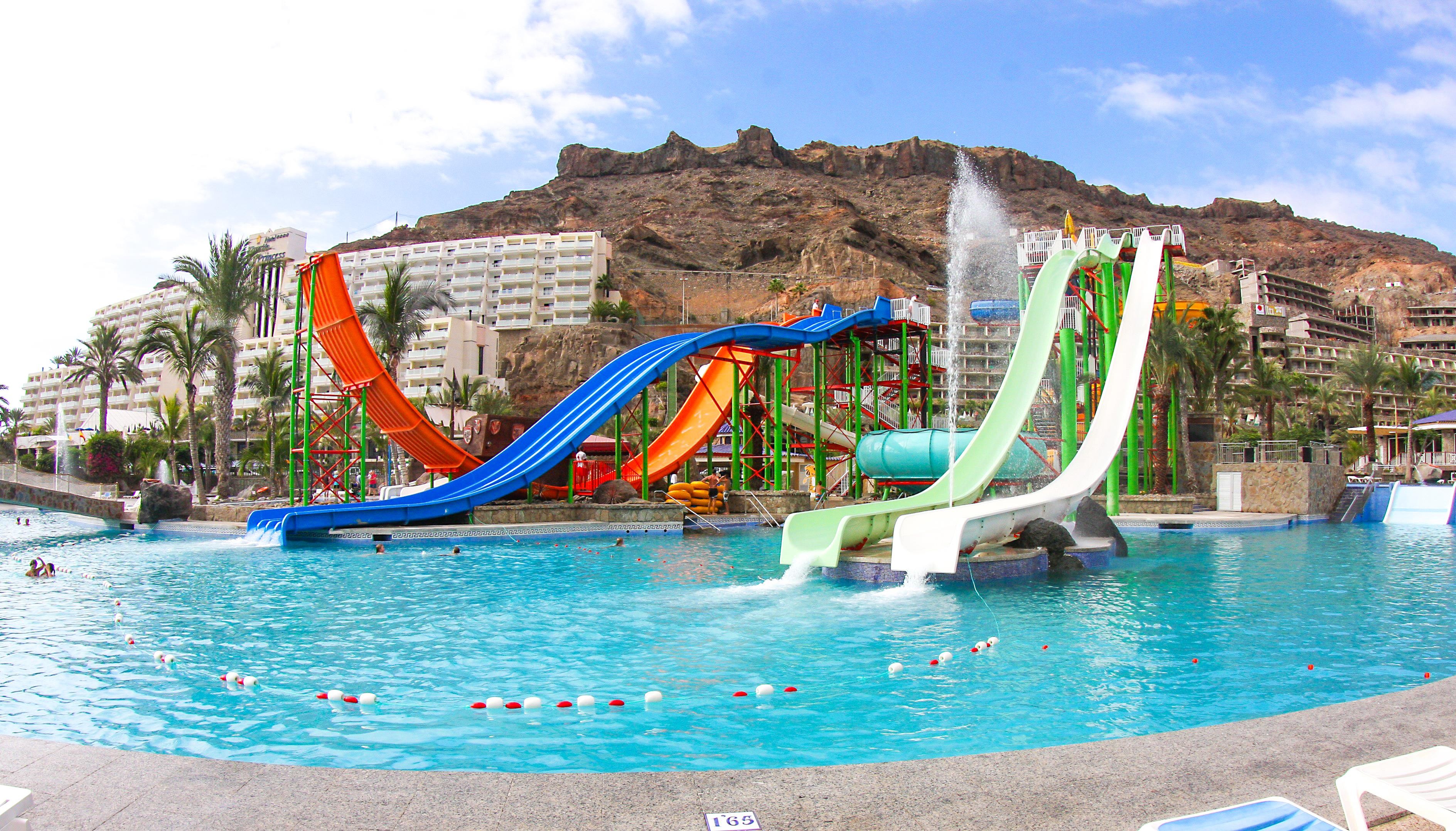 LIVVO Costa Taurito 2