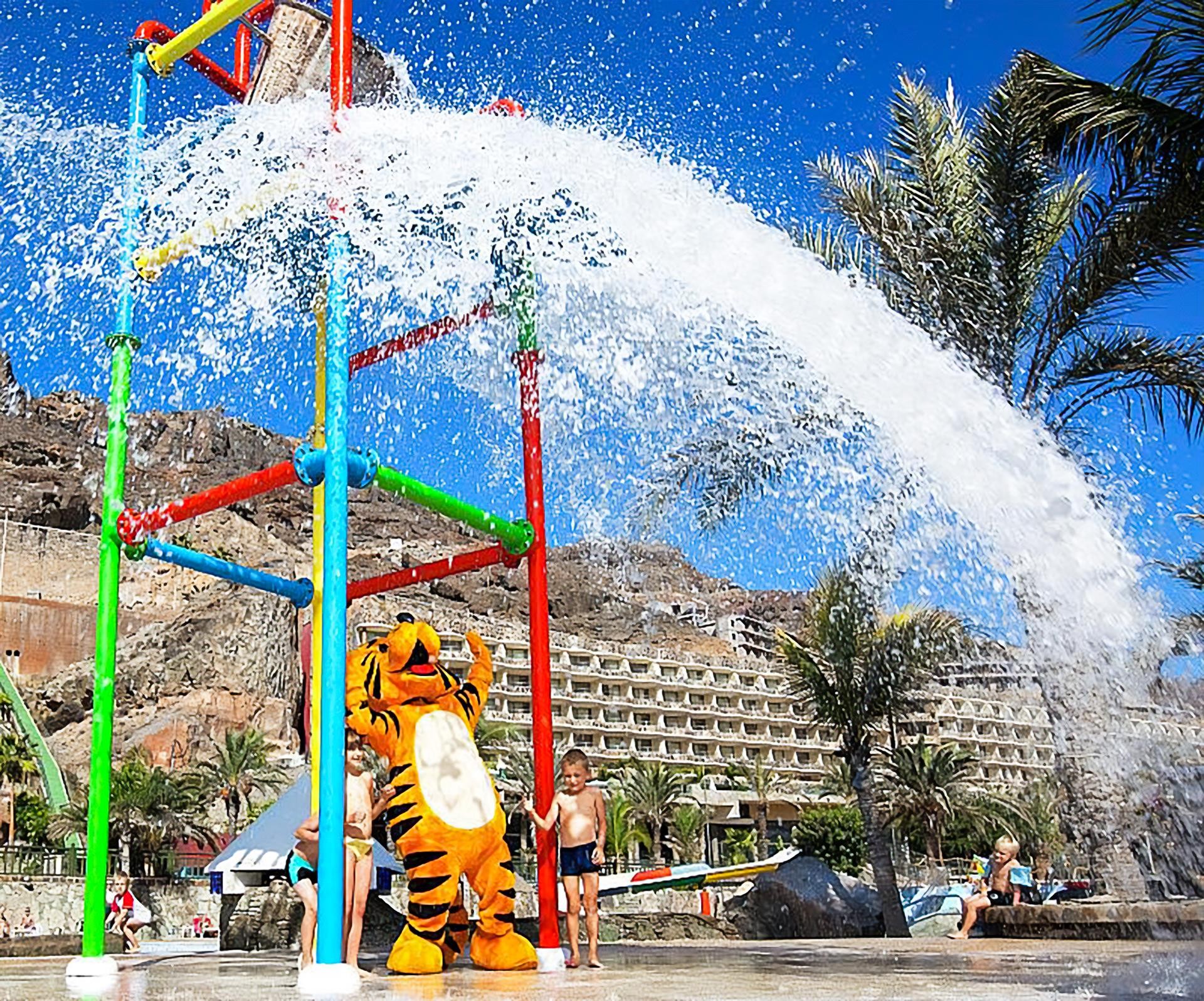 LIVVO Lago Taurito 8