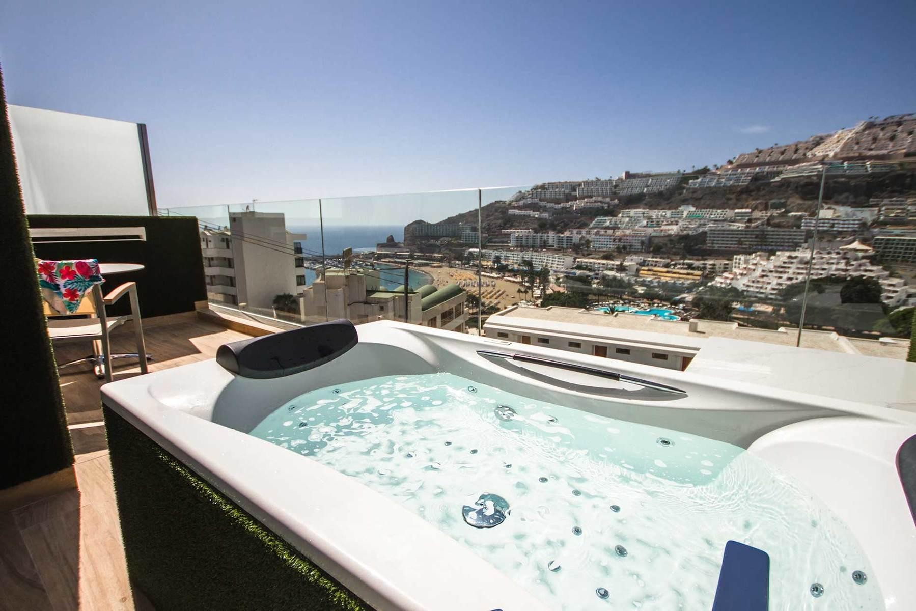 IG Nachosol Atlantic and Yaizasol By Servatur (Only Adults)