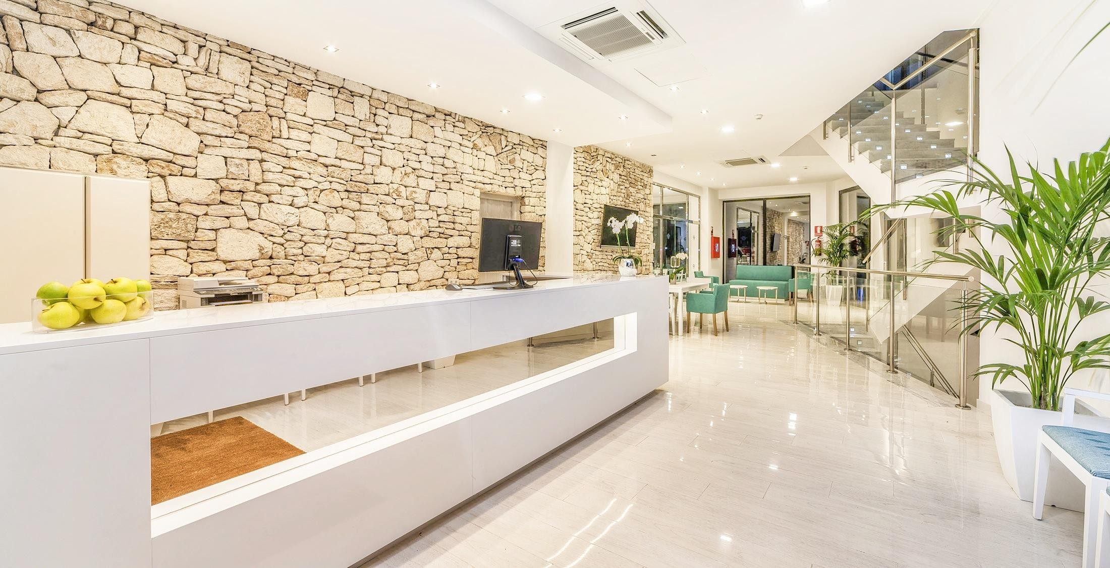 Globales Montemar 35