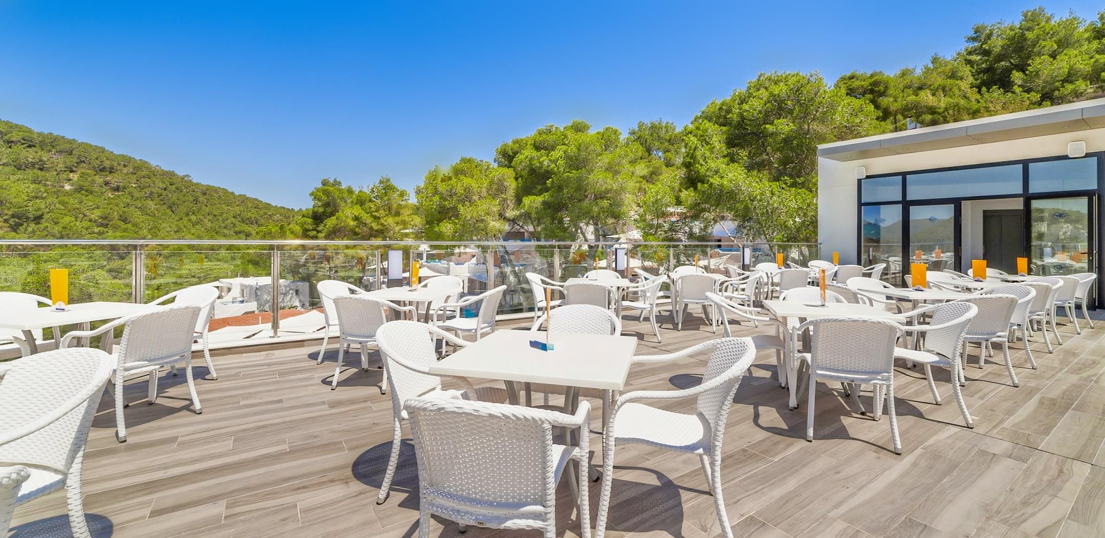 Globales Montemar 26